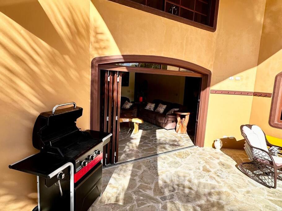 Villa photo 3