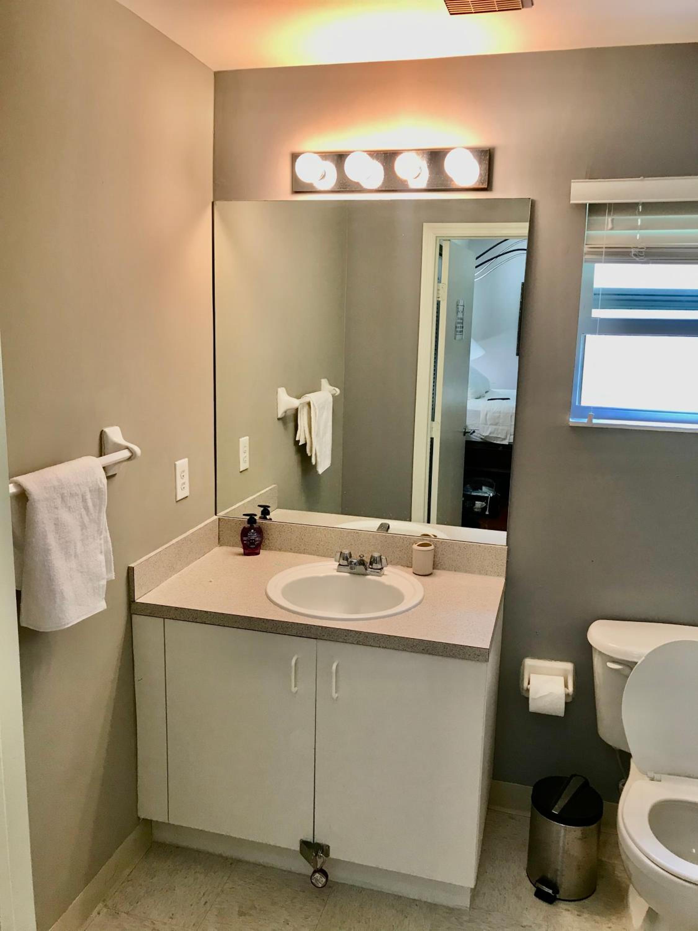 Double Room With Private Bathroom photo 3