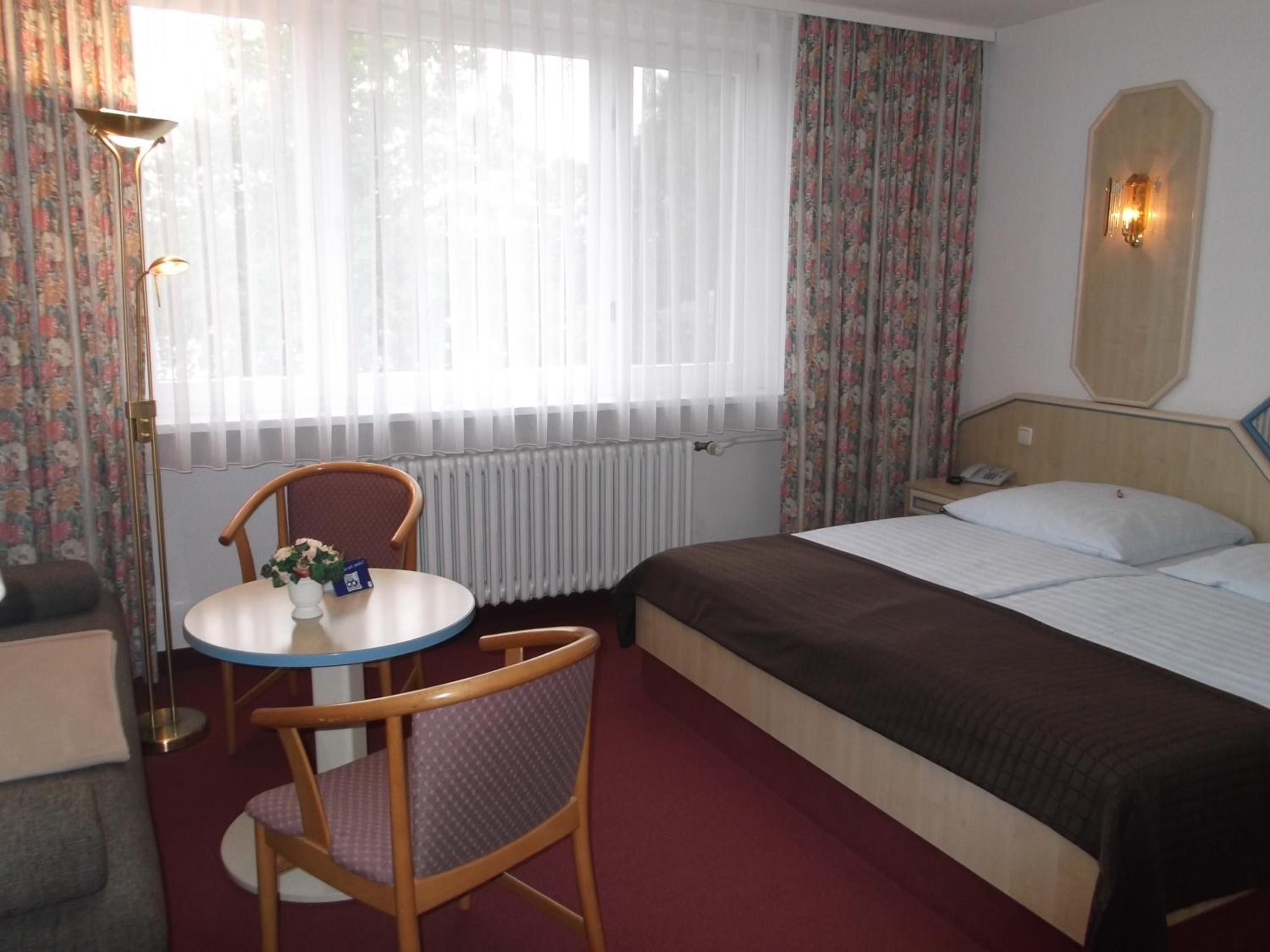 Double Room with Lake View - Photo 1