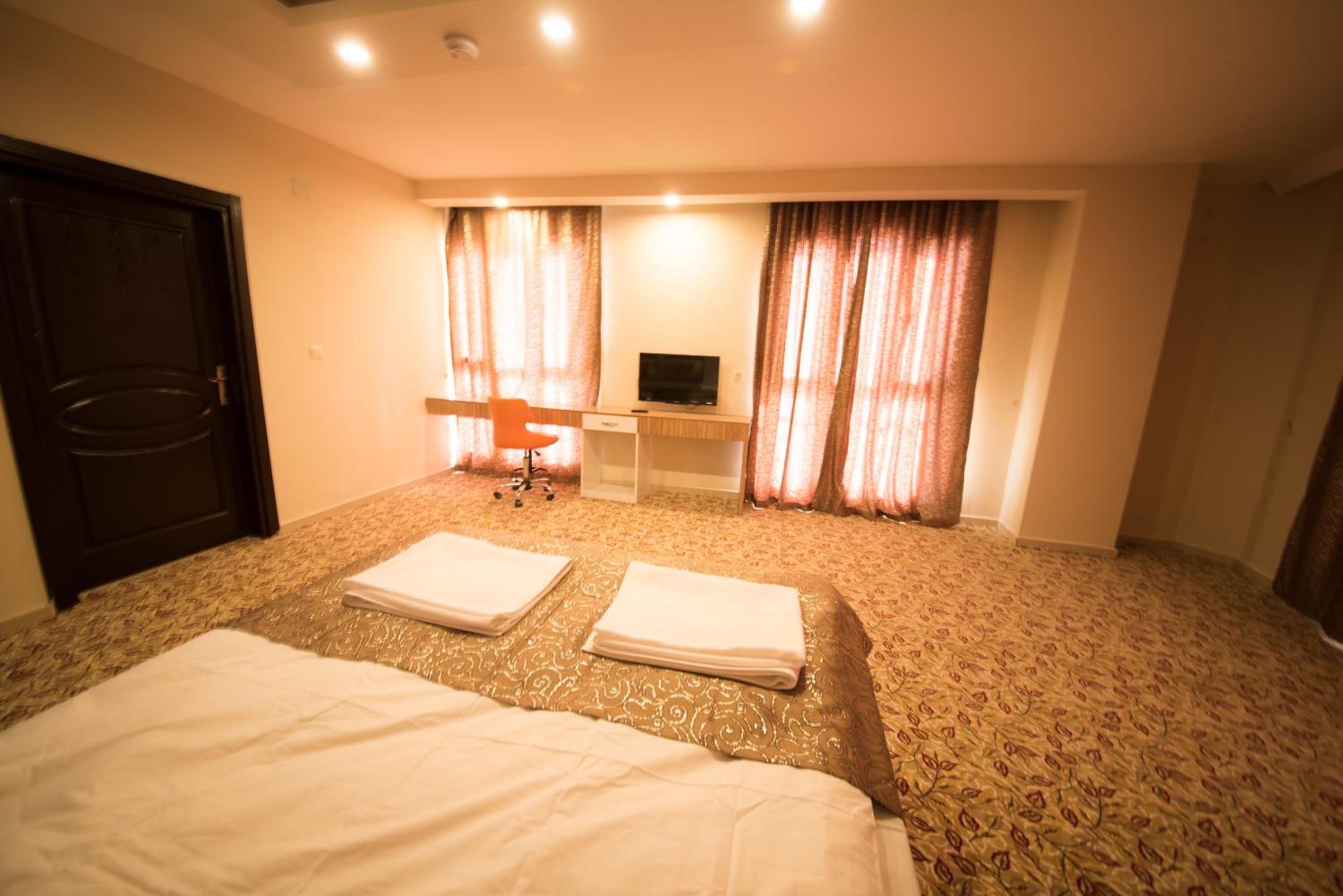 Double Room with Balcony (2 Adults + 1 Child)