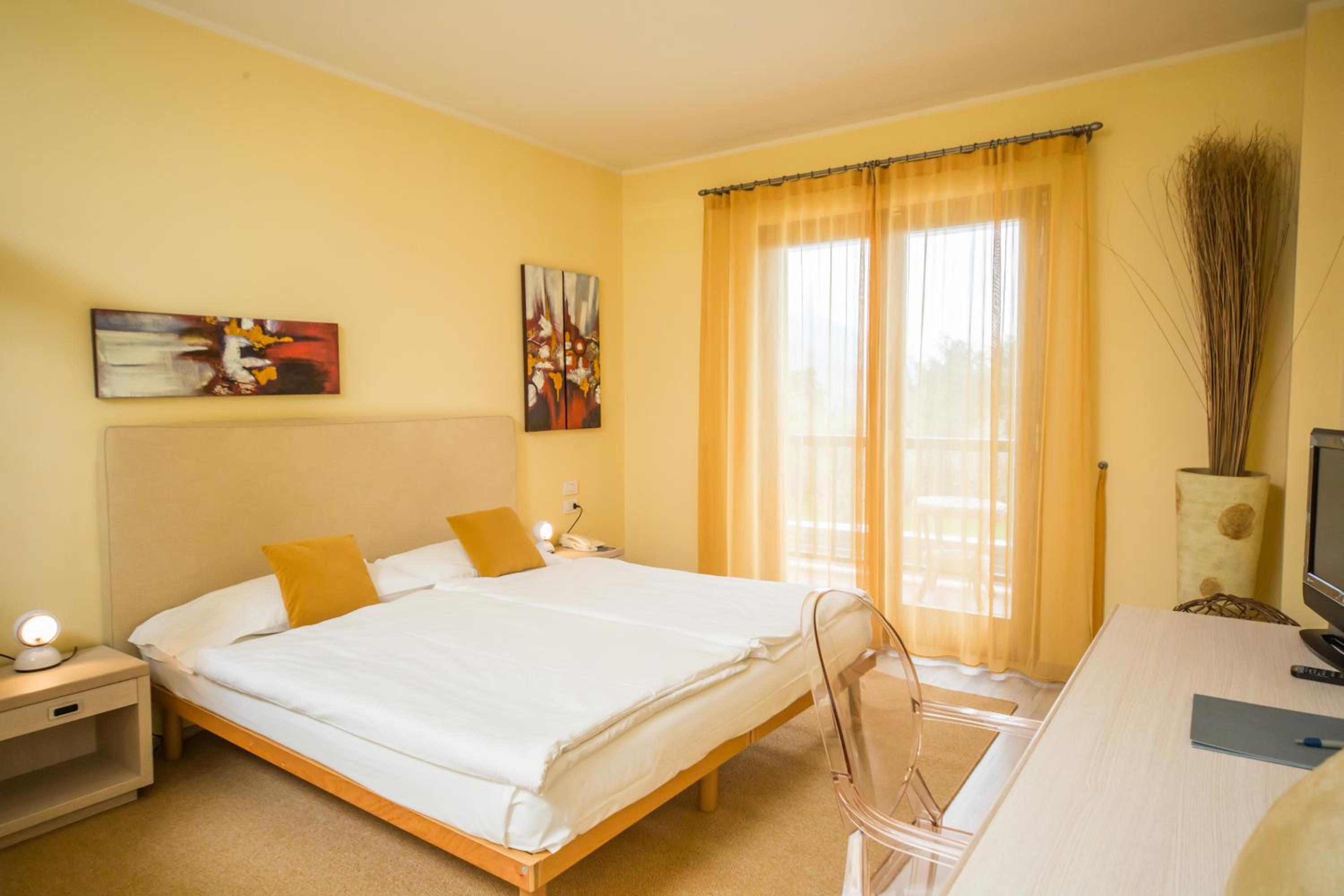 Junior Suite with Sofa Bed (2 Adults) - Photo 1