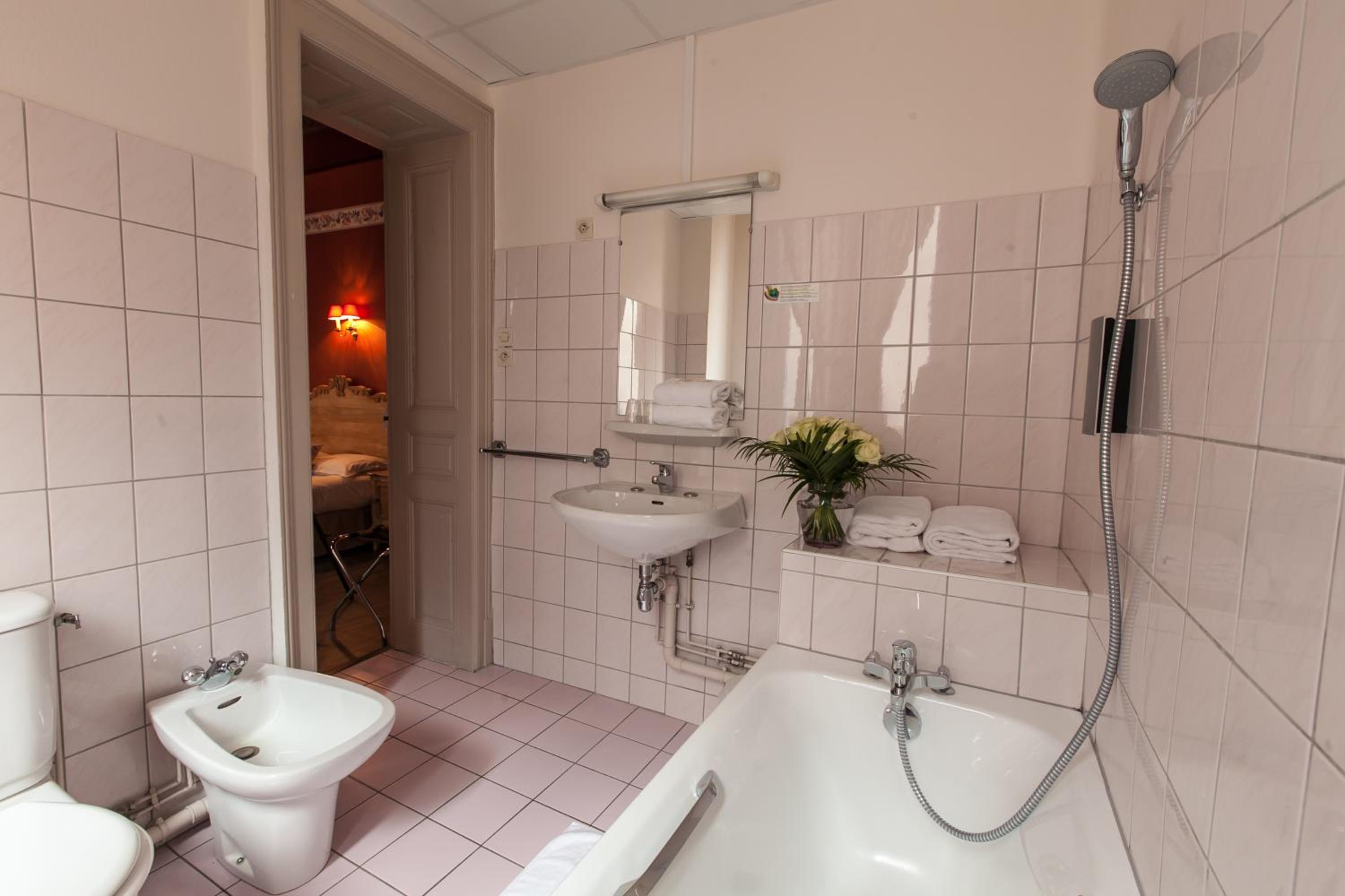 Quadruple Room - Photo 2