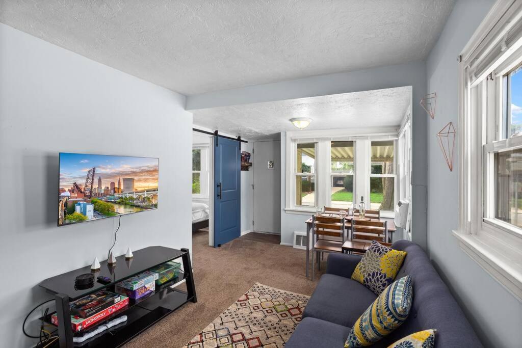 Two-Bedroom House photo 1
