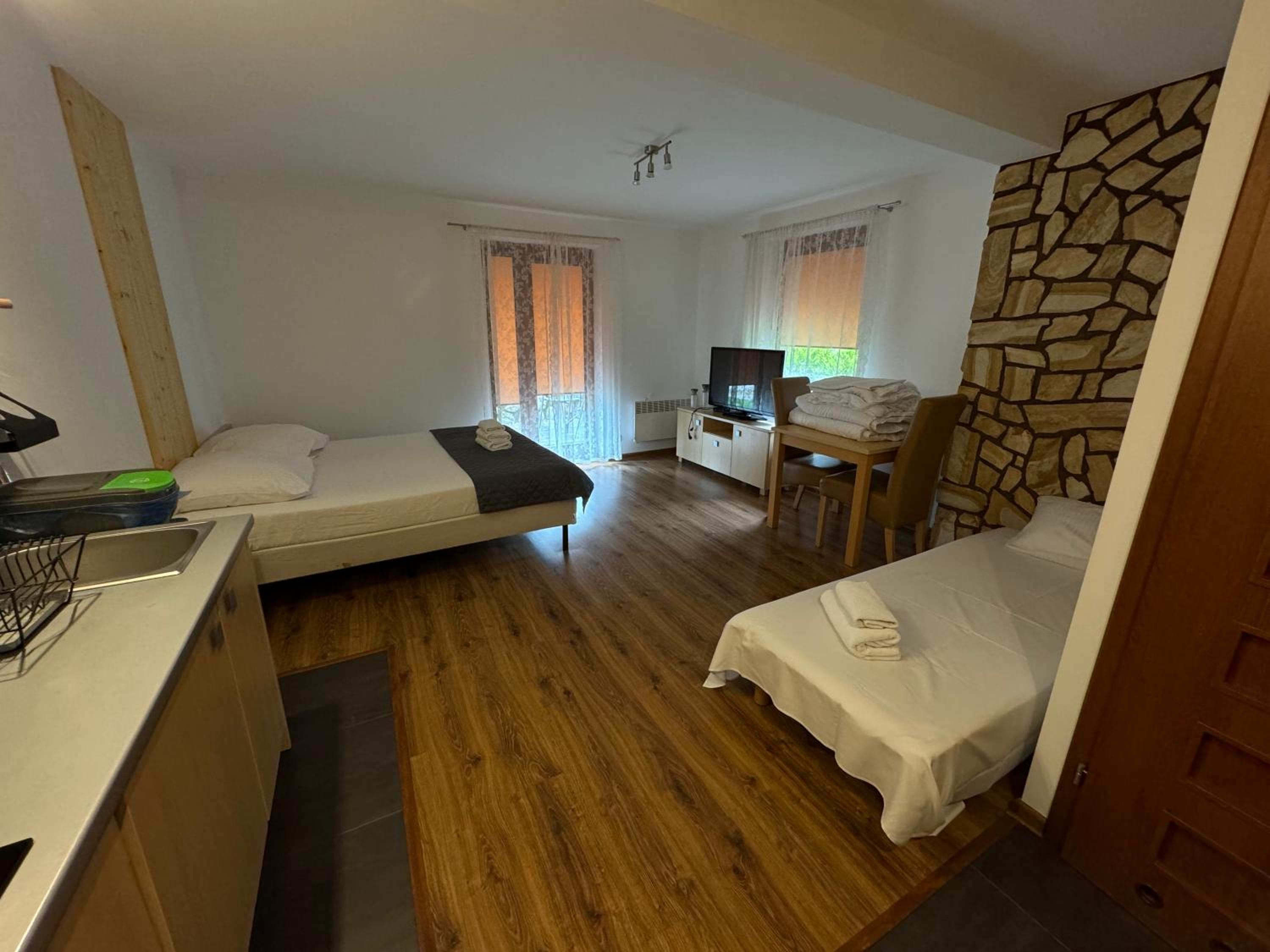 Studio Apartment - Annex