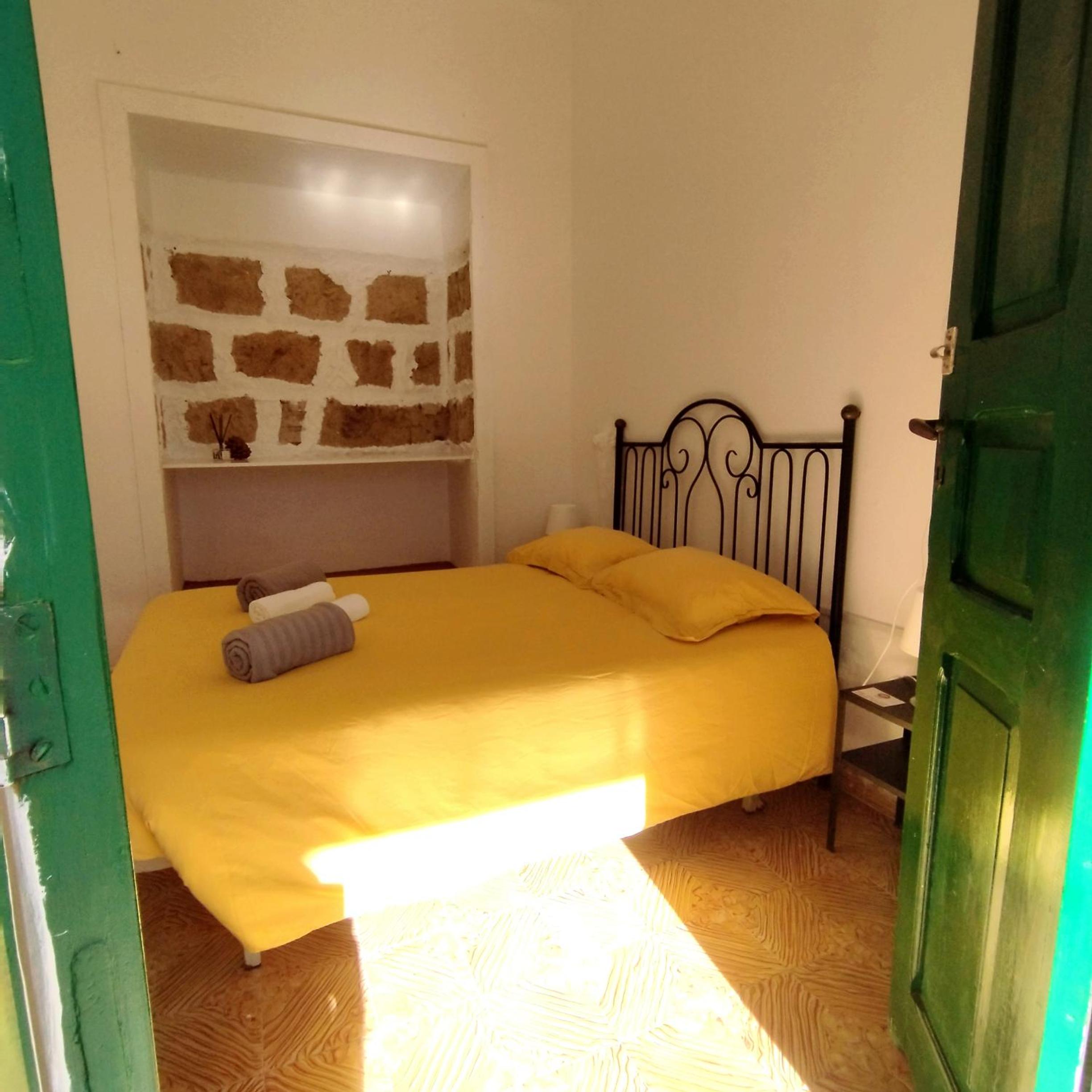 Habitación Doble Estándar con Baño Compartido