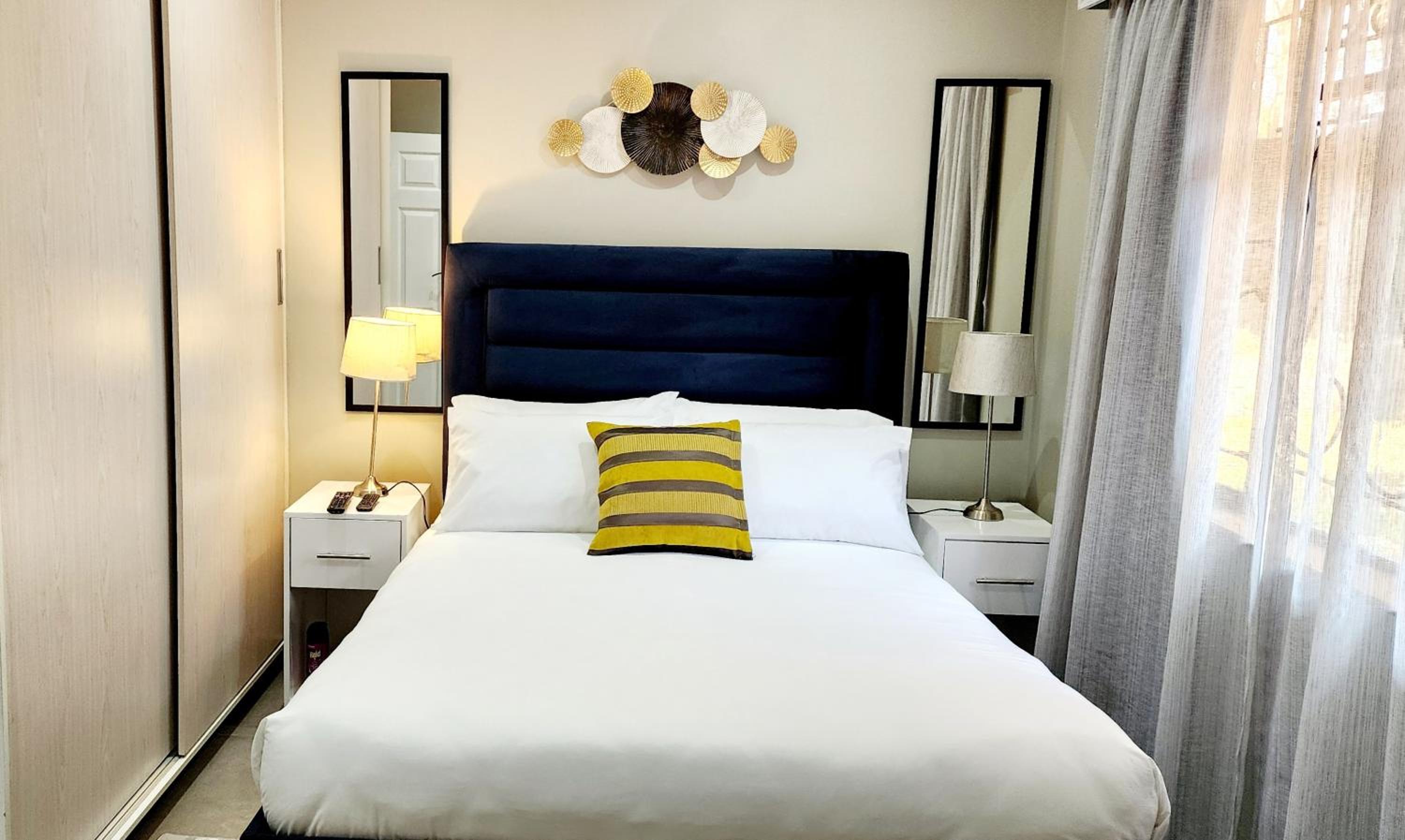 Small Double Room photo 1