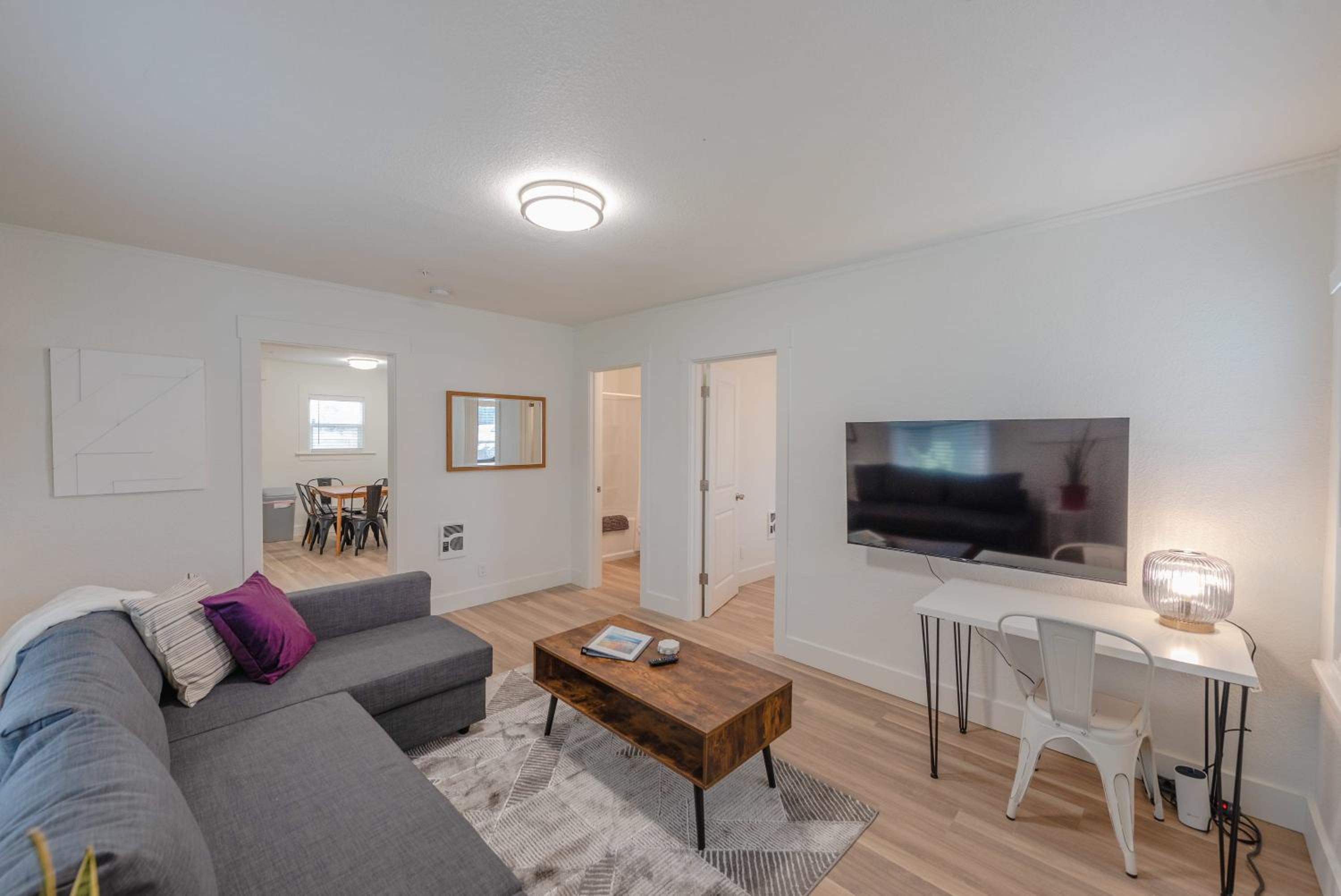 Apartment photo 1