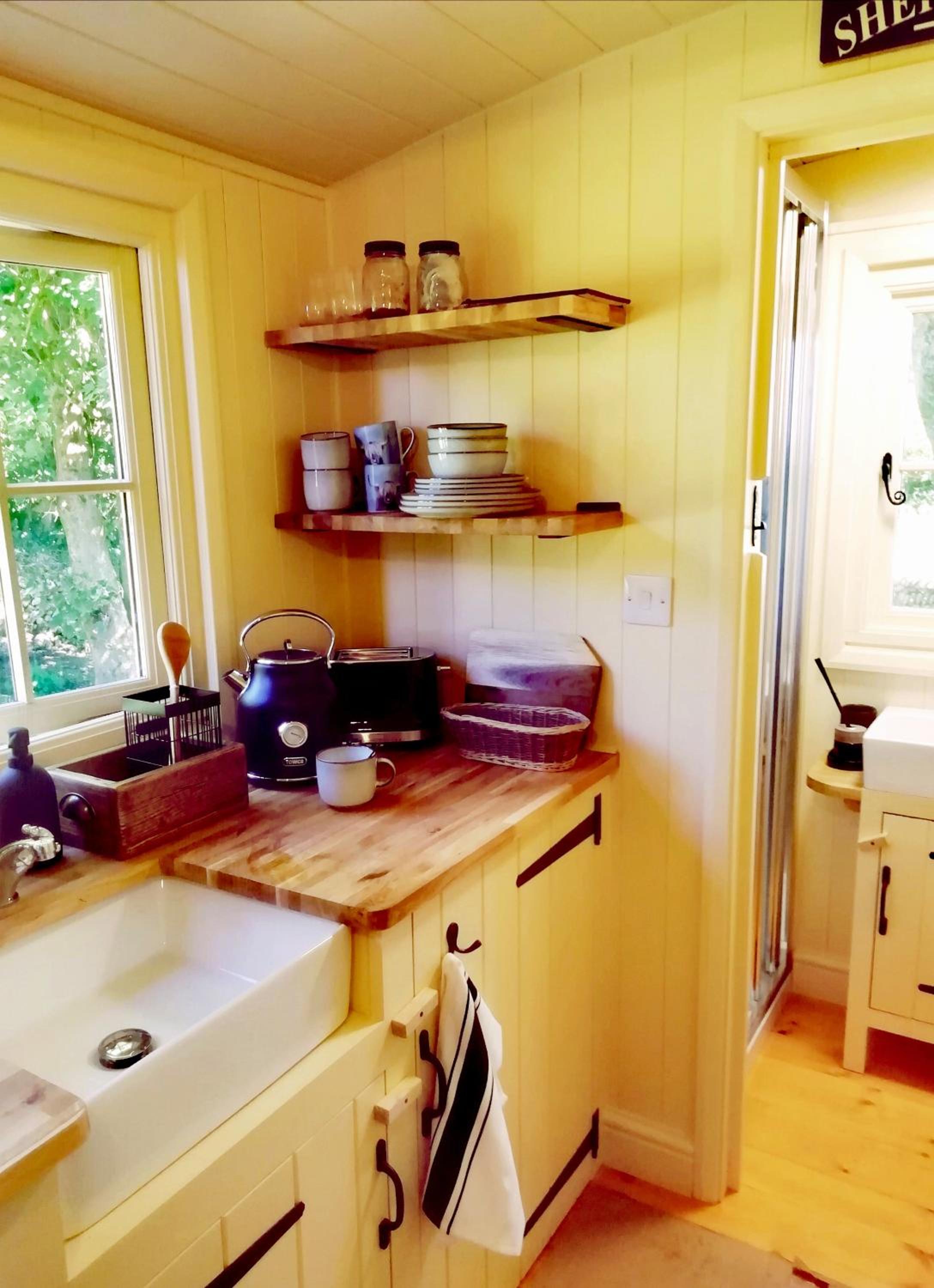 Mobile Home photo 1