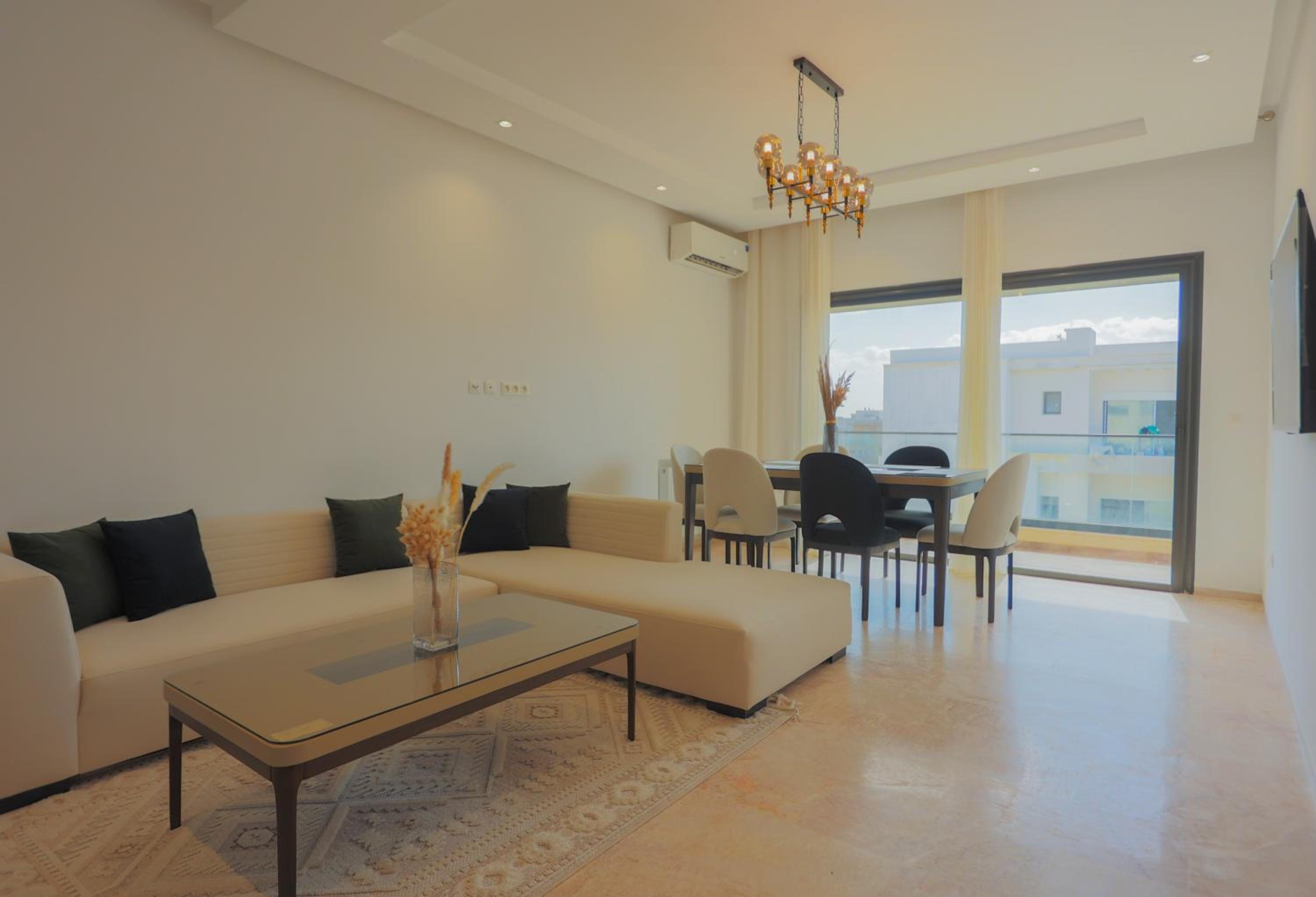 Three-Bedroom Apartment photo 2