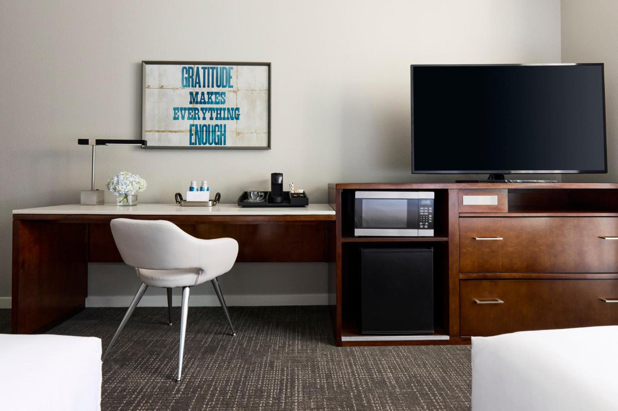 Double King Guest Room - Photo 3