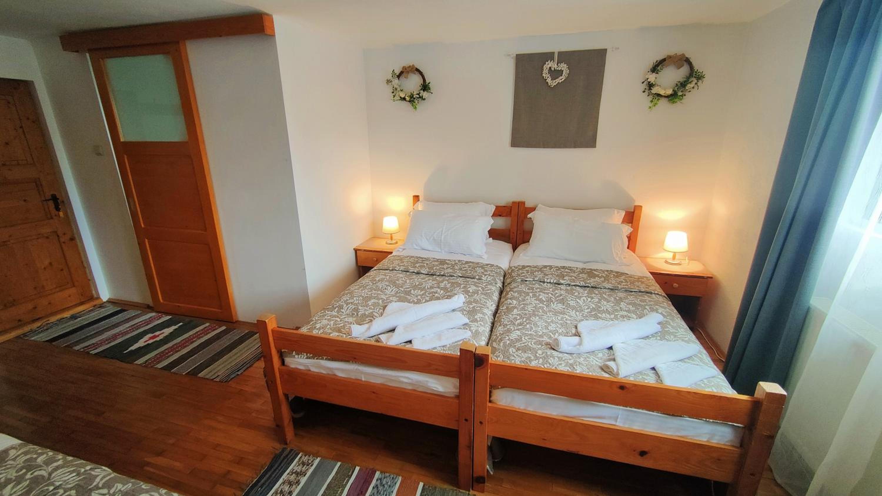 Deluxe Double or Twin Room with Mountain View photo 1