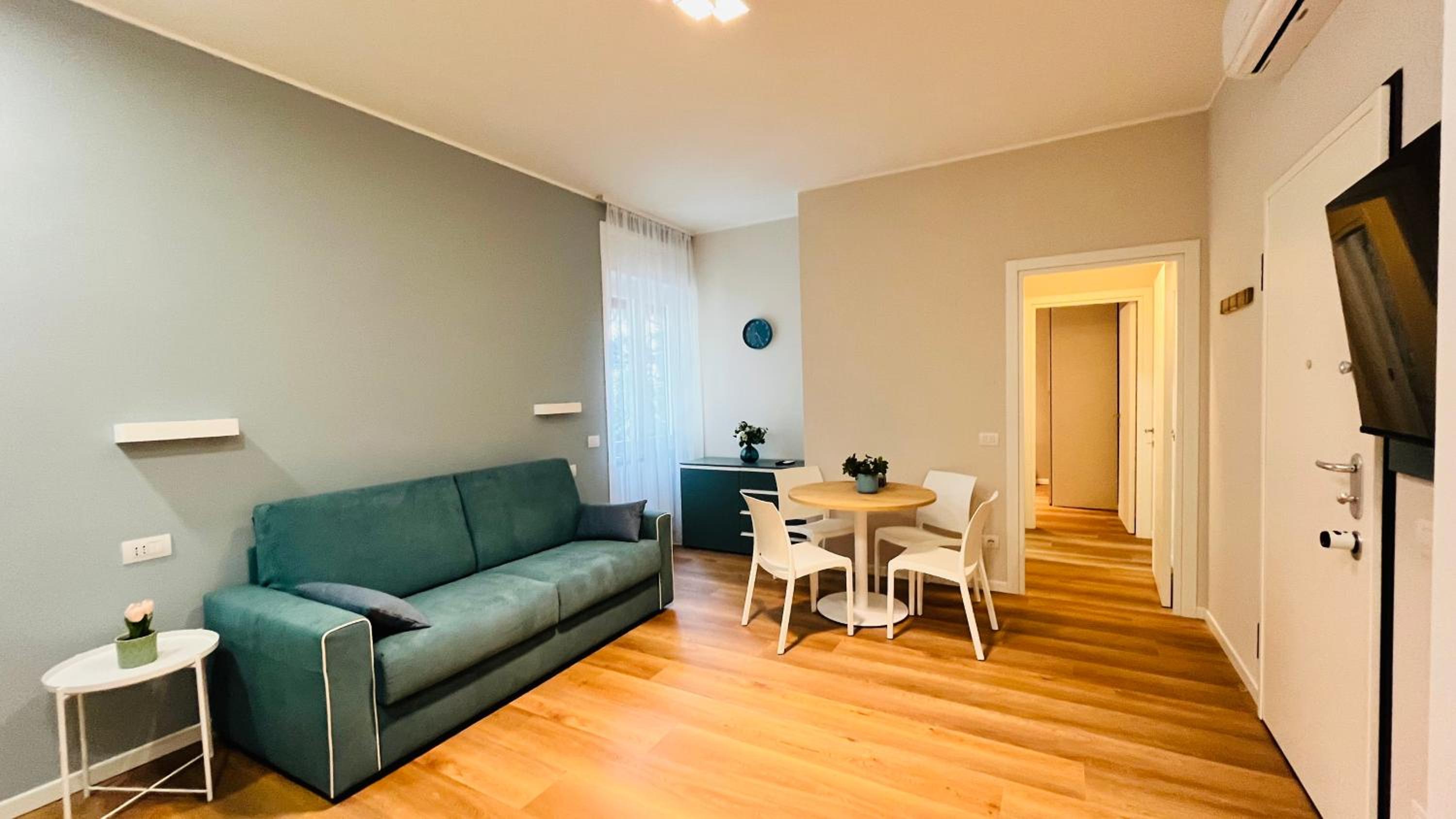 One-Bedroom Apartment with Balcony