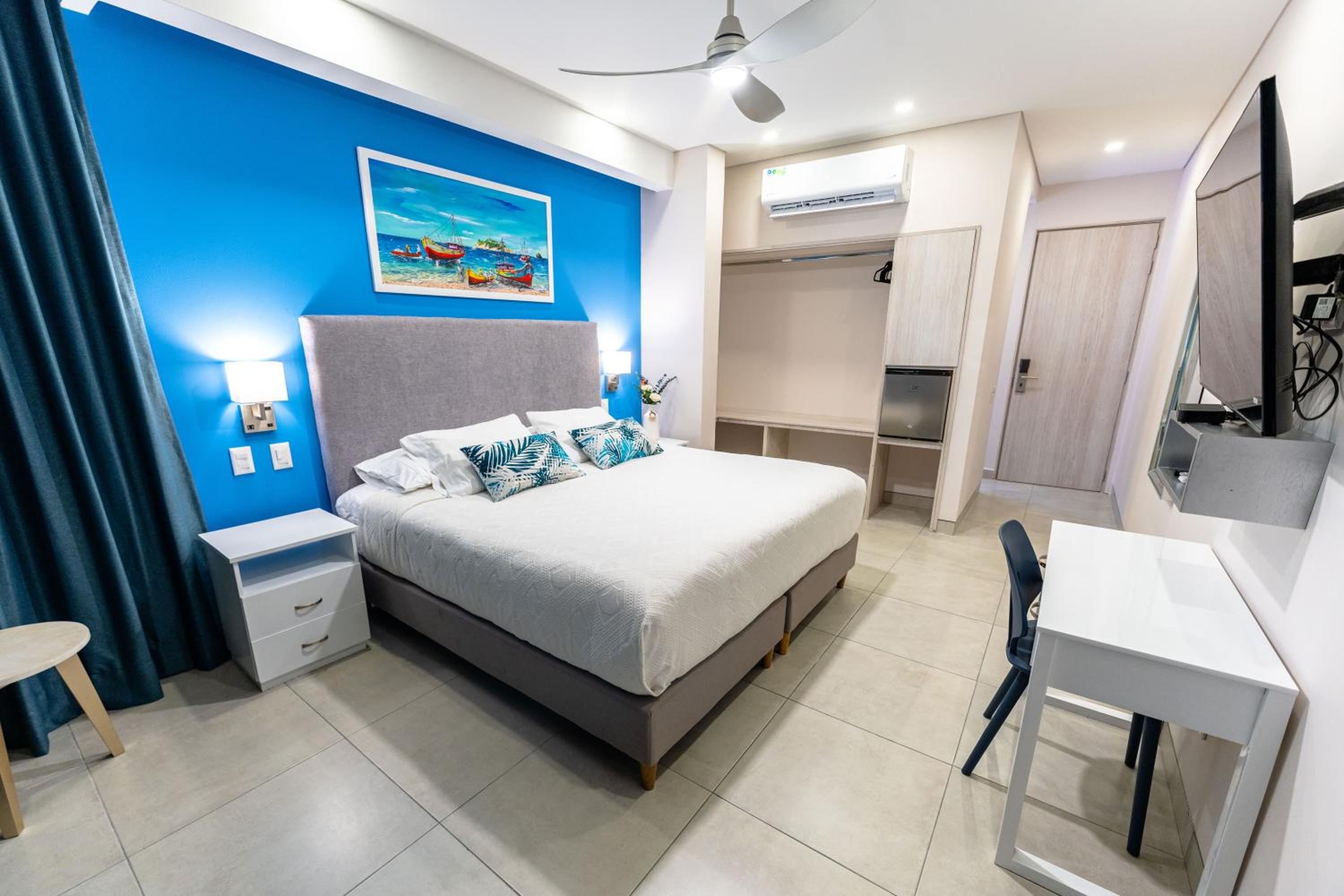 Deluxe Double Room with Sea View