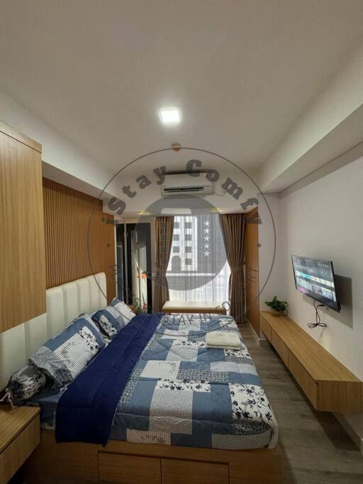 Studio Apartment photo 1