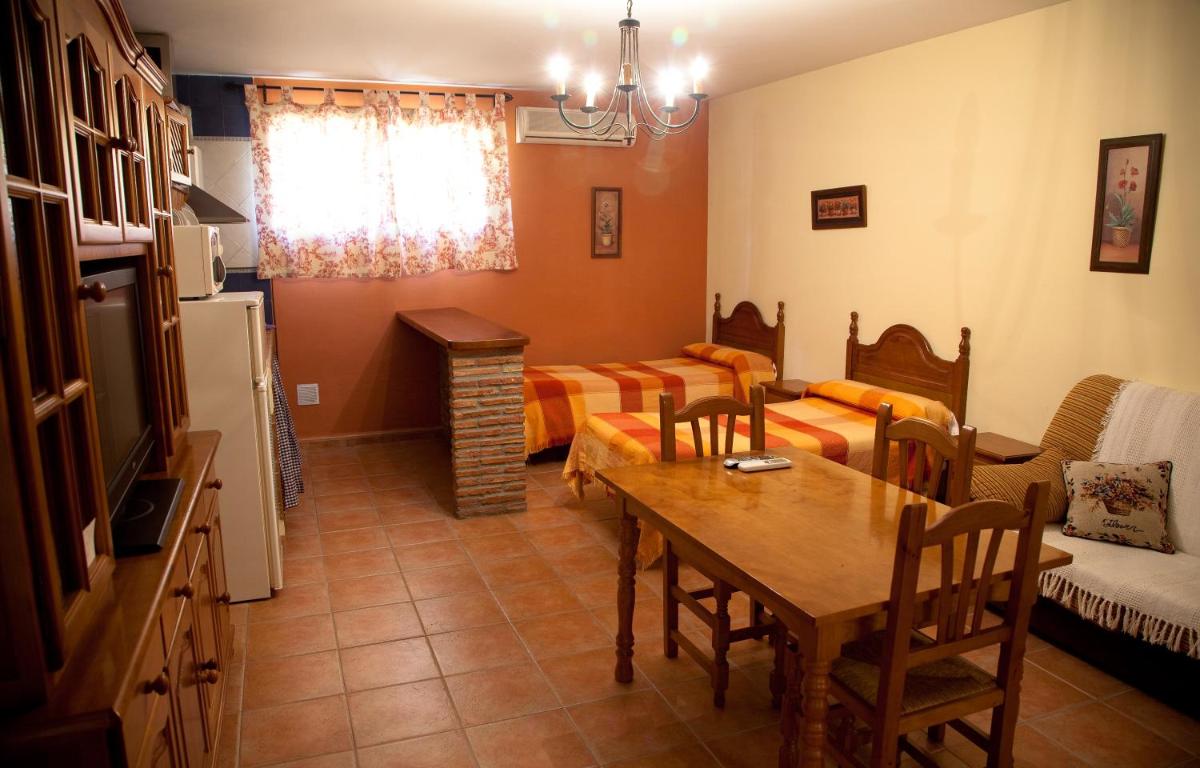 One-Bedroom Apartment (4 Adults) photo 1