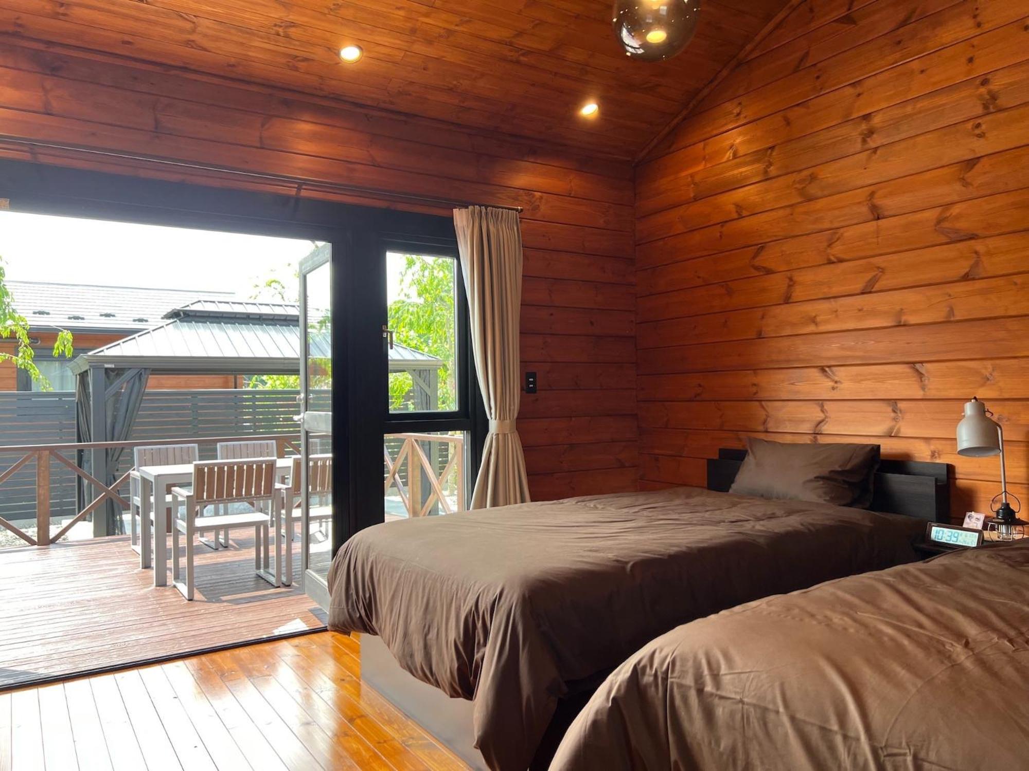 Bungalow photo 1
