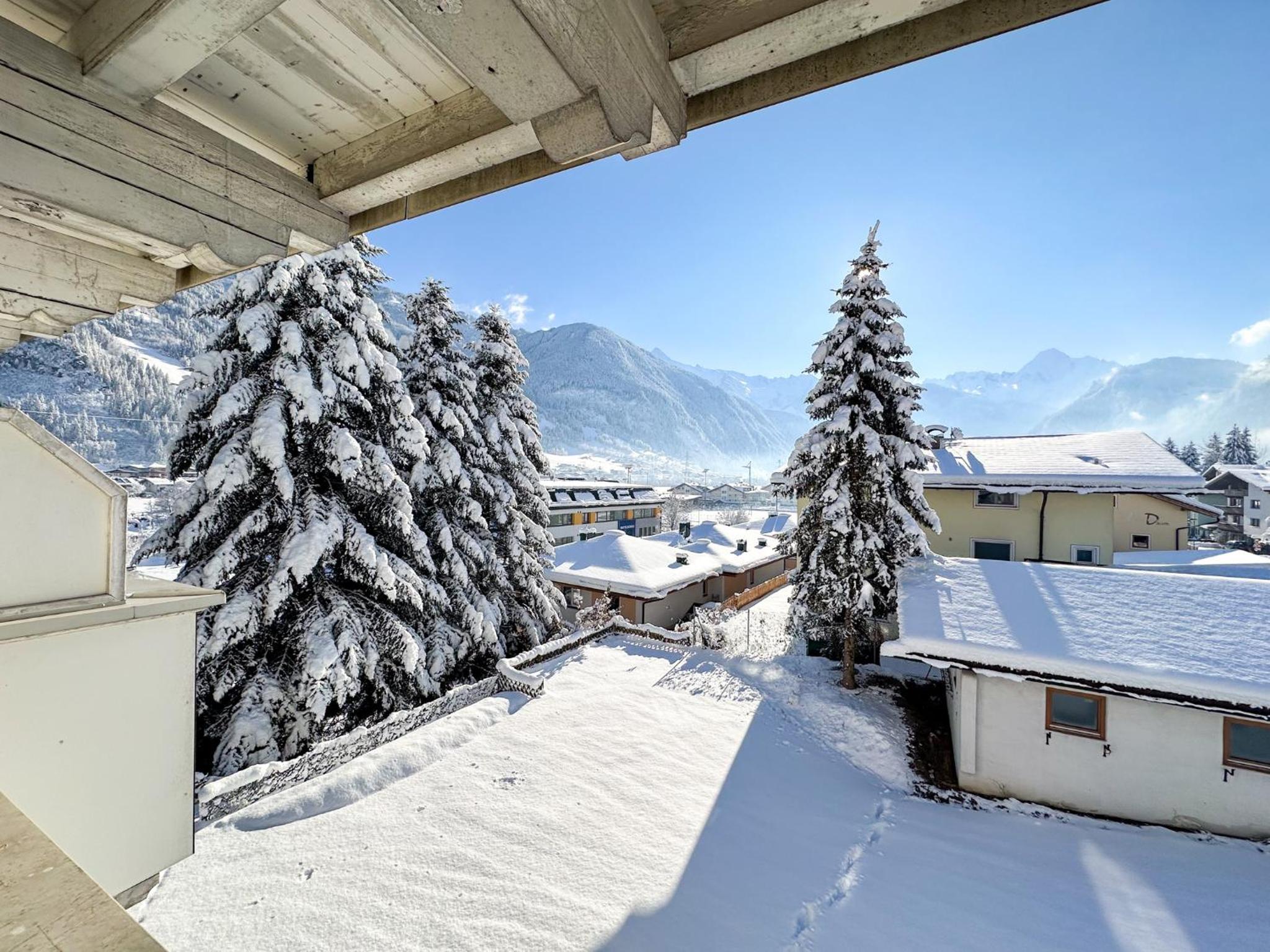 Triple Room with Mountain View