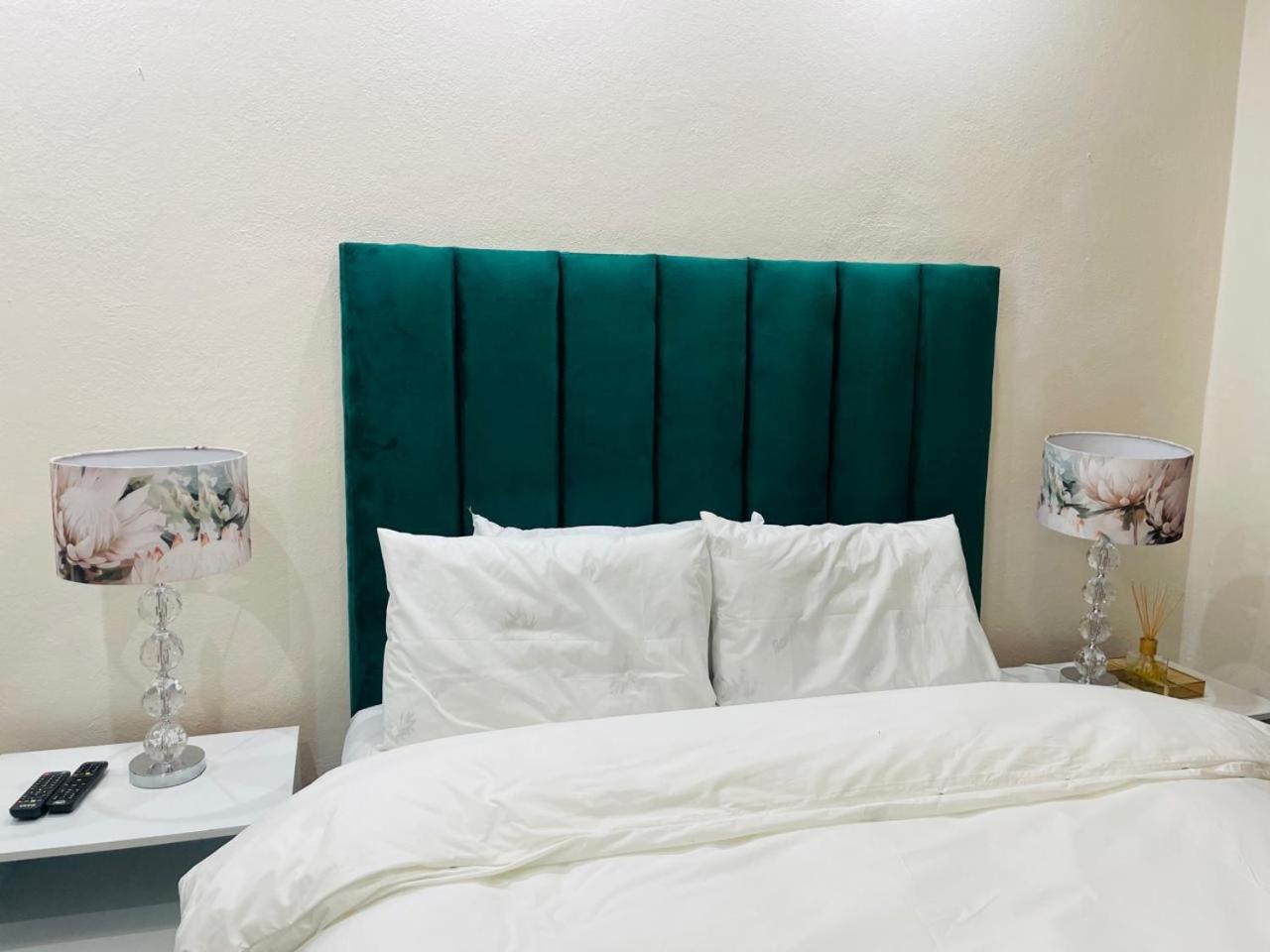 Standard Double or Twin Room photo 2