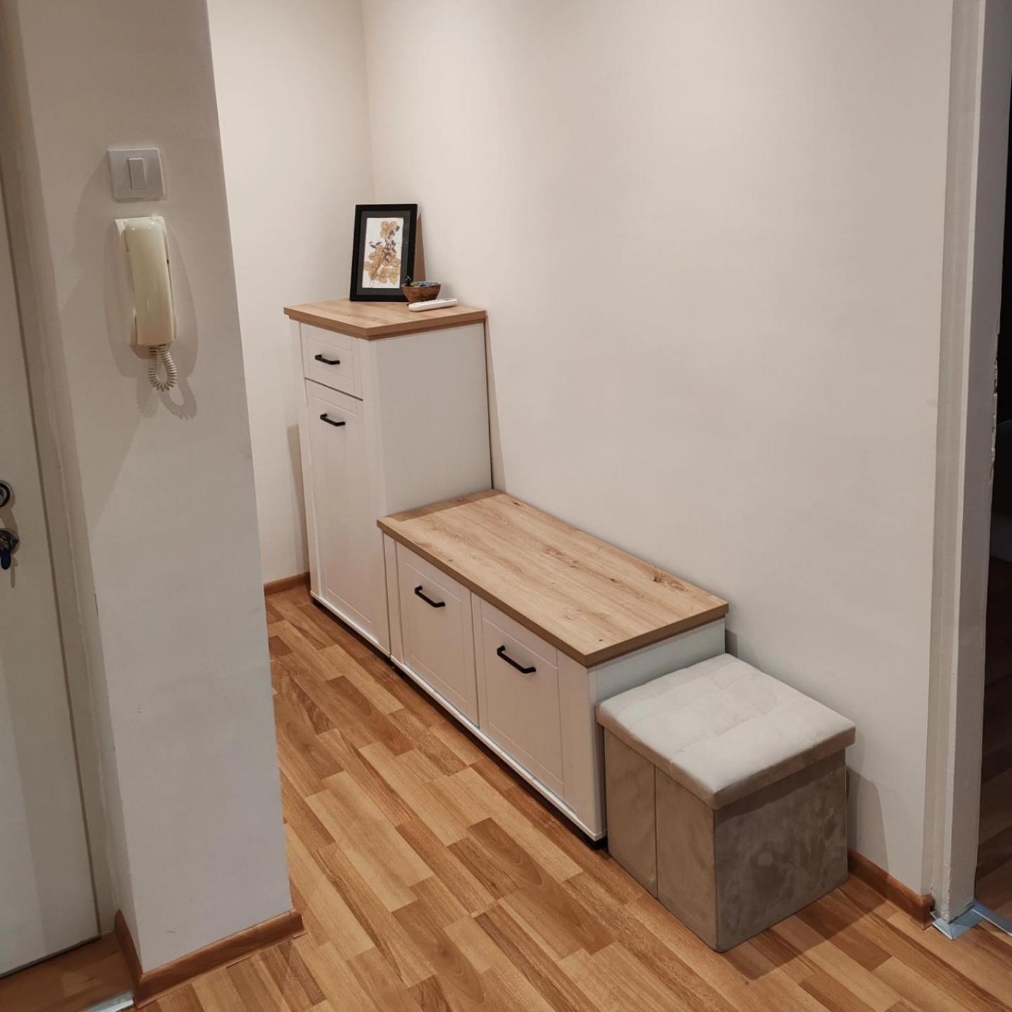 One-Bedroom Apartment photo 3