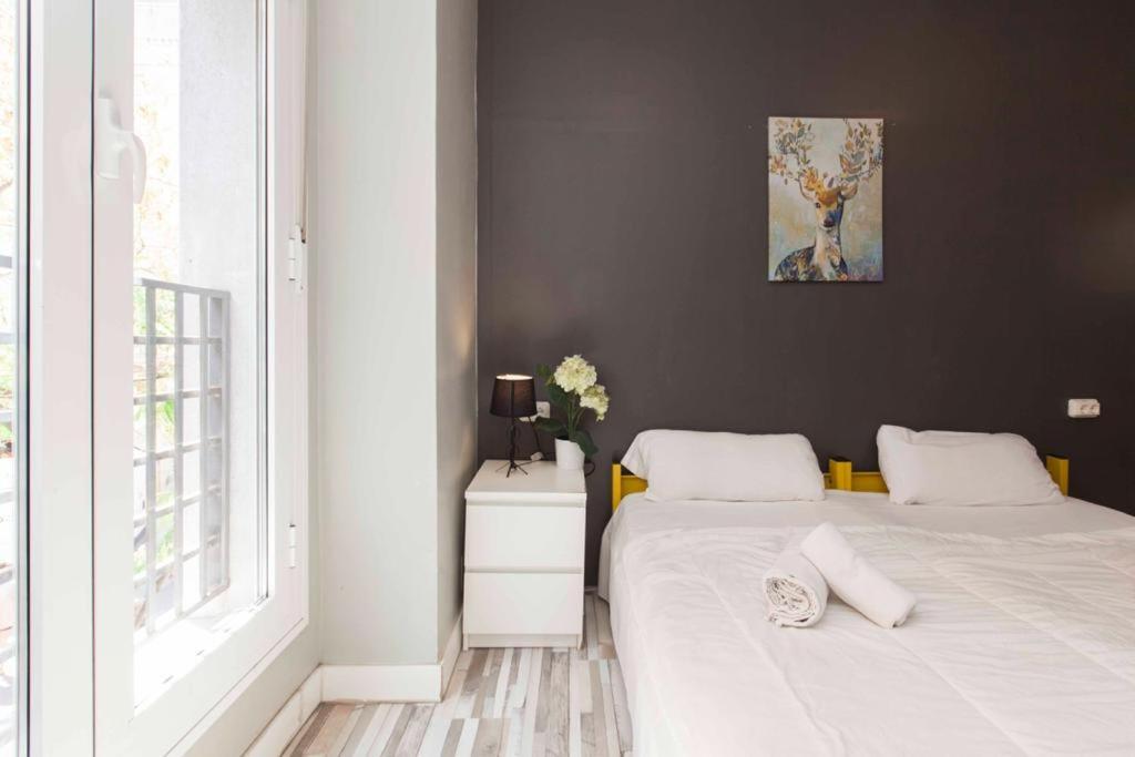 Double or Twin Room with Private Bathroom photo 3