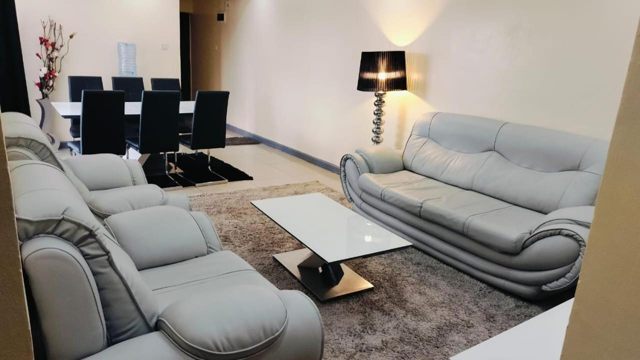 Three-Bedroom Apartment Suite photo 1