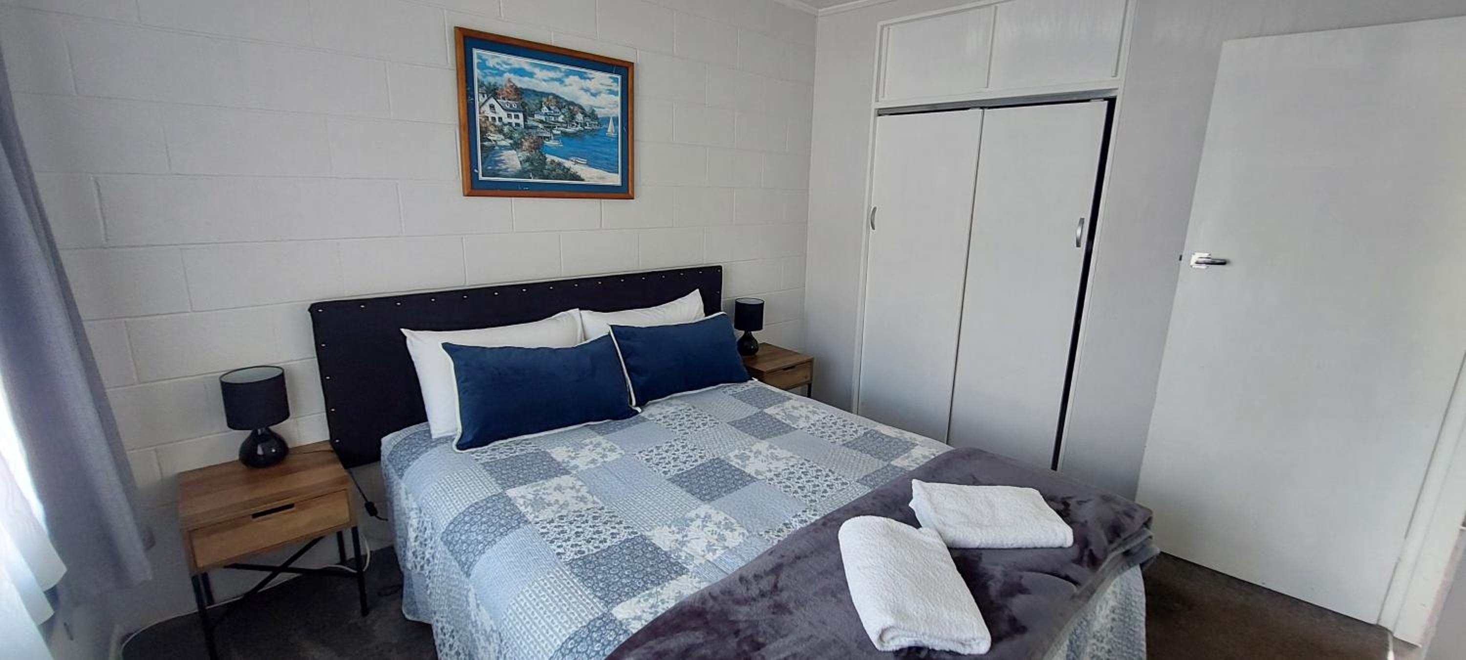 Two-Bedroom Apartment - Photo 4