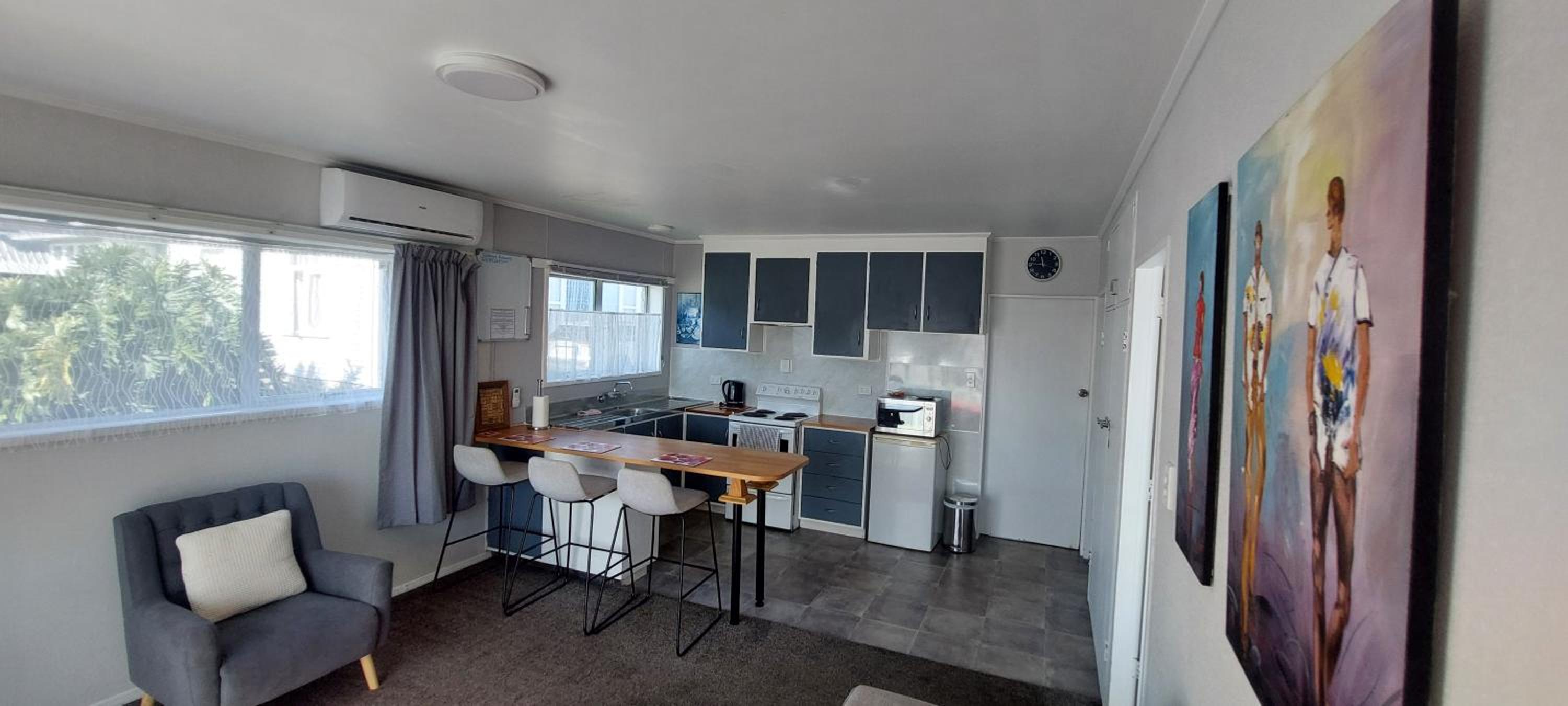 Two-Bedroom Apartment - Photo 9
