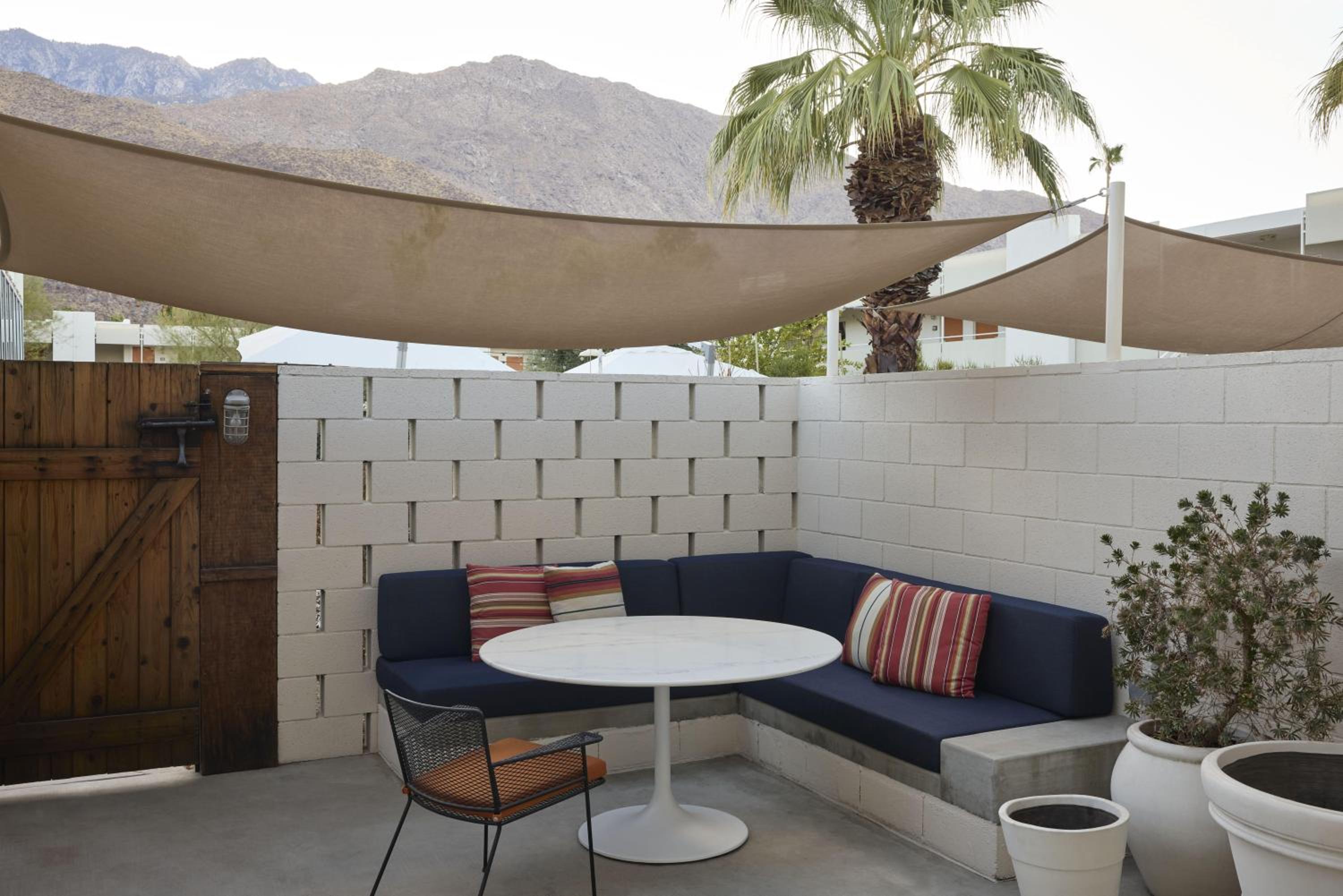 Patio Room with Garden photo 3
