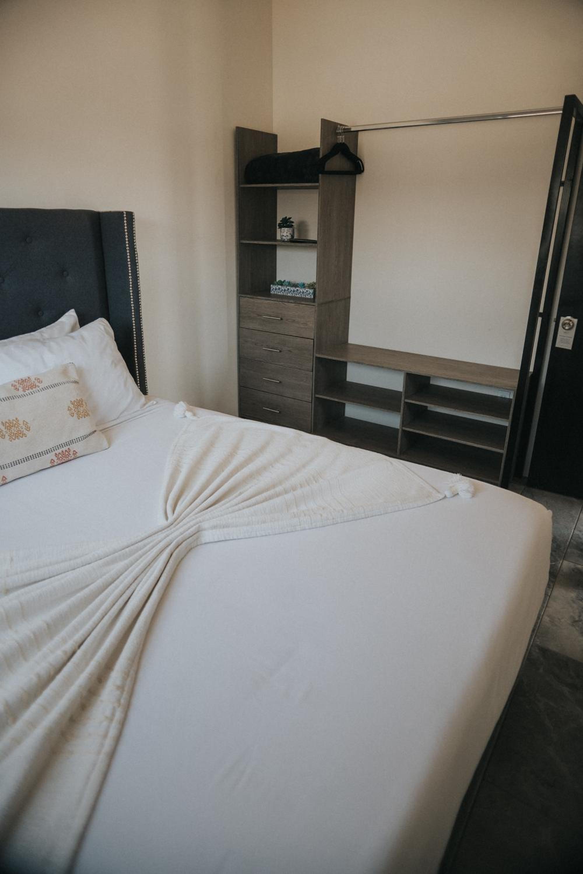 Apartment - Photo 8
