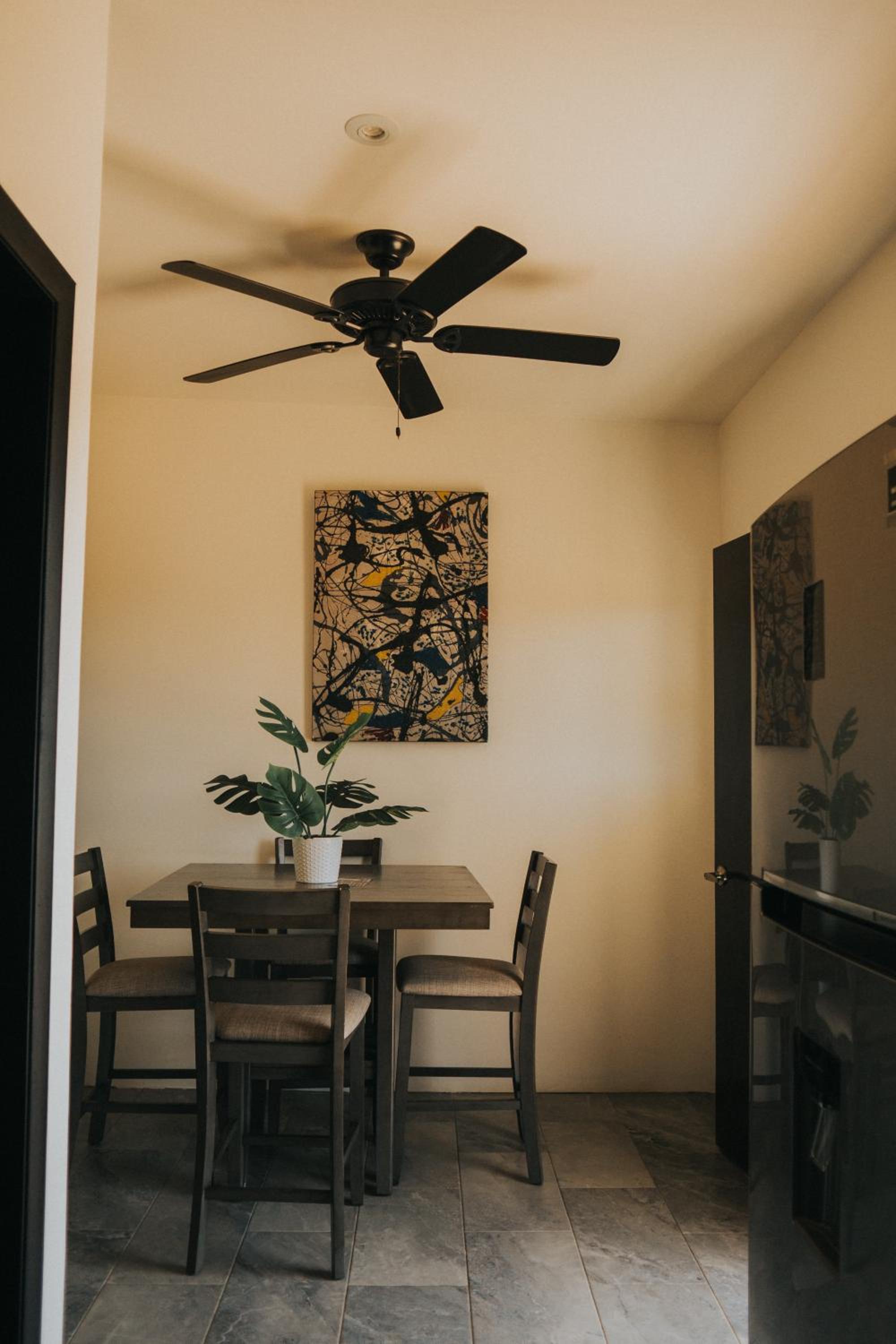 Apartment - Photo 52