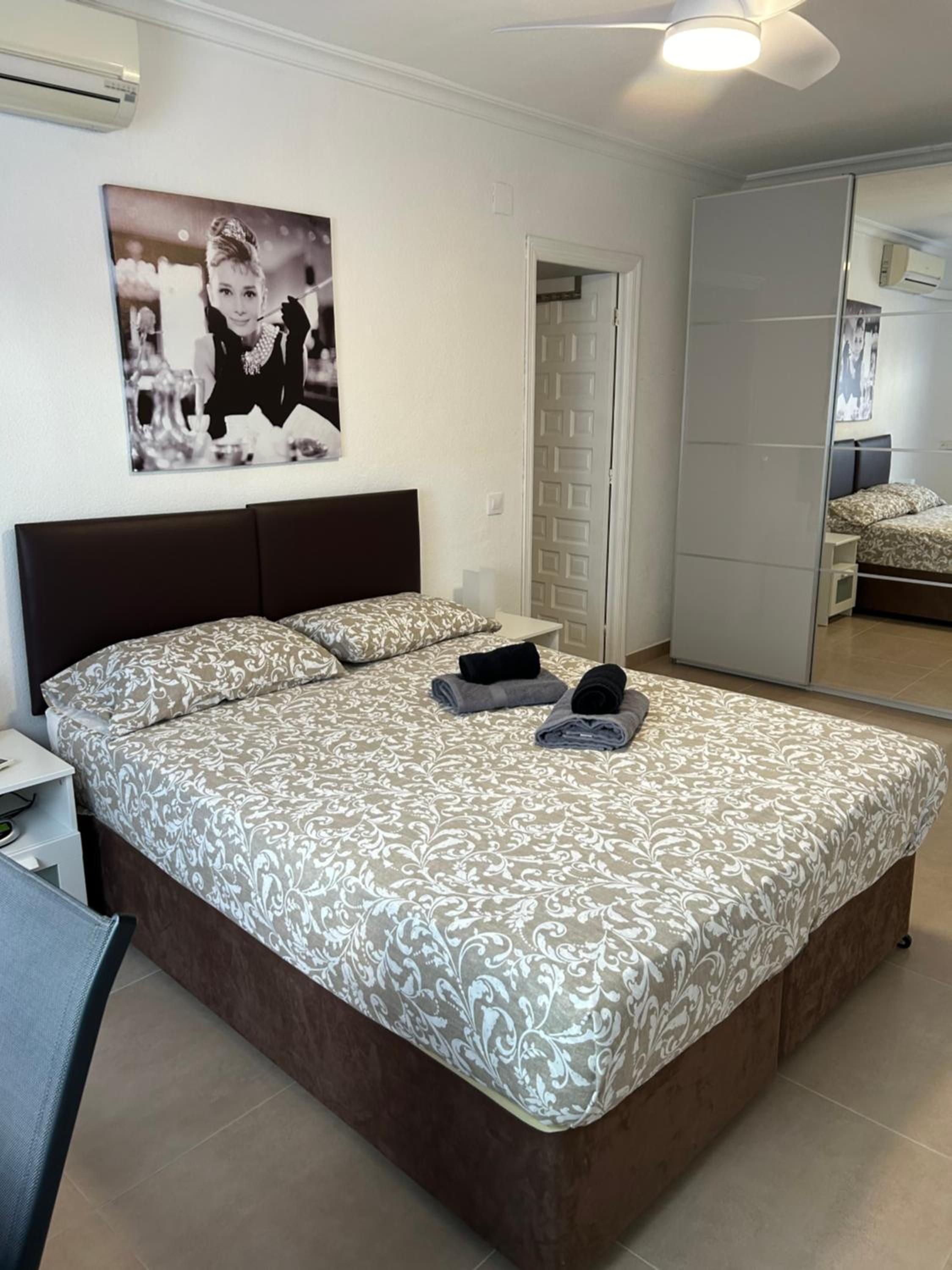 Villa de Tres Habitaciones