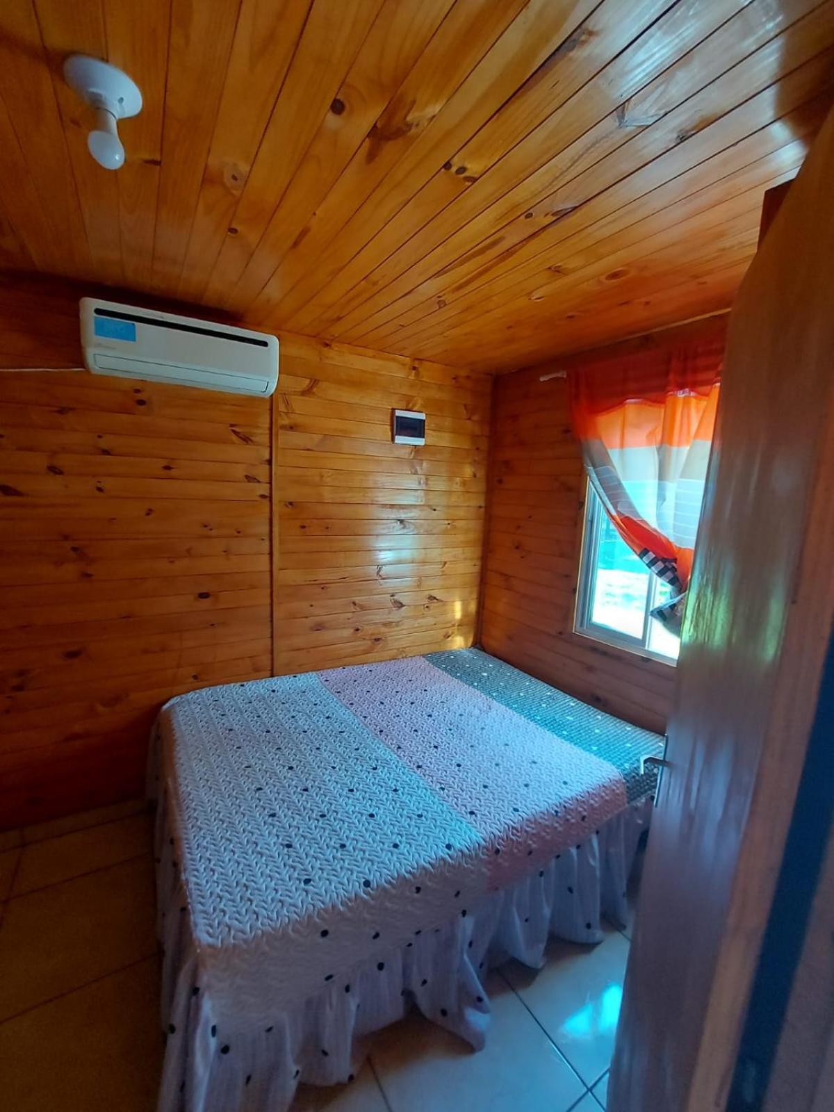 Family Room With Private Bathroom photo 3