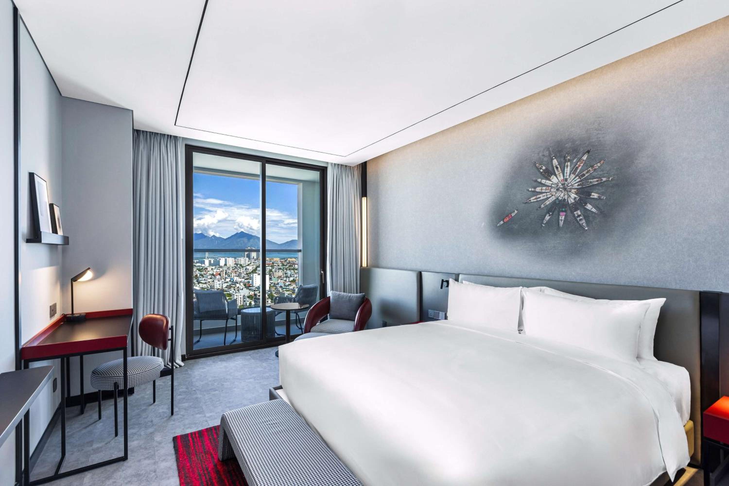 Executive Room with Balcony - City View - Photo 1