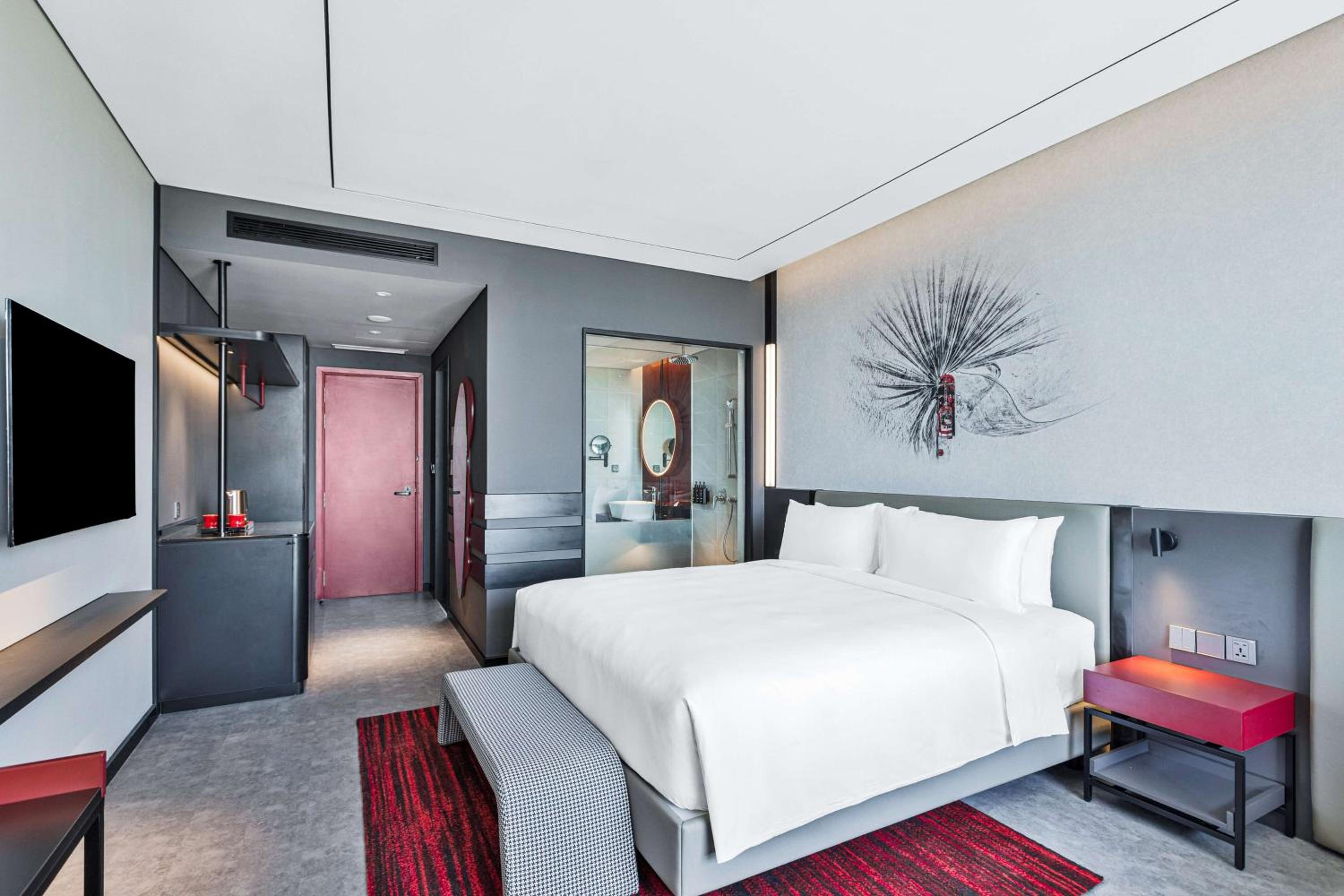 Deluxe Room with Balcony - Ocean View - Photo 1