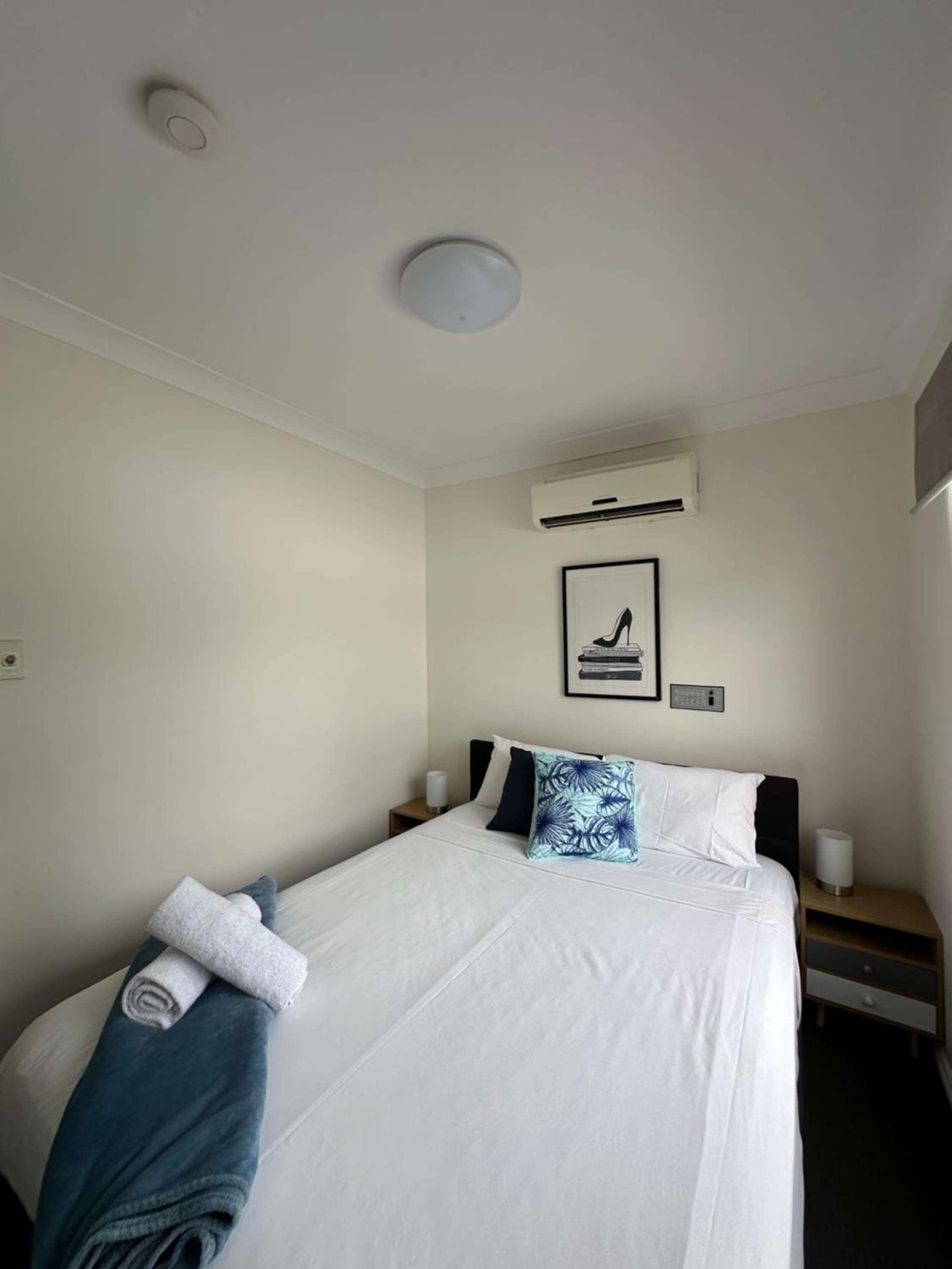 Four-Bedroom House photo 1