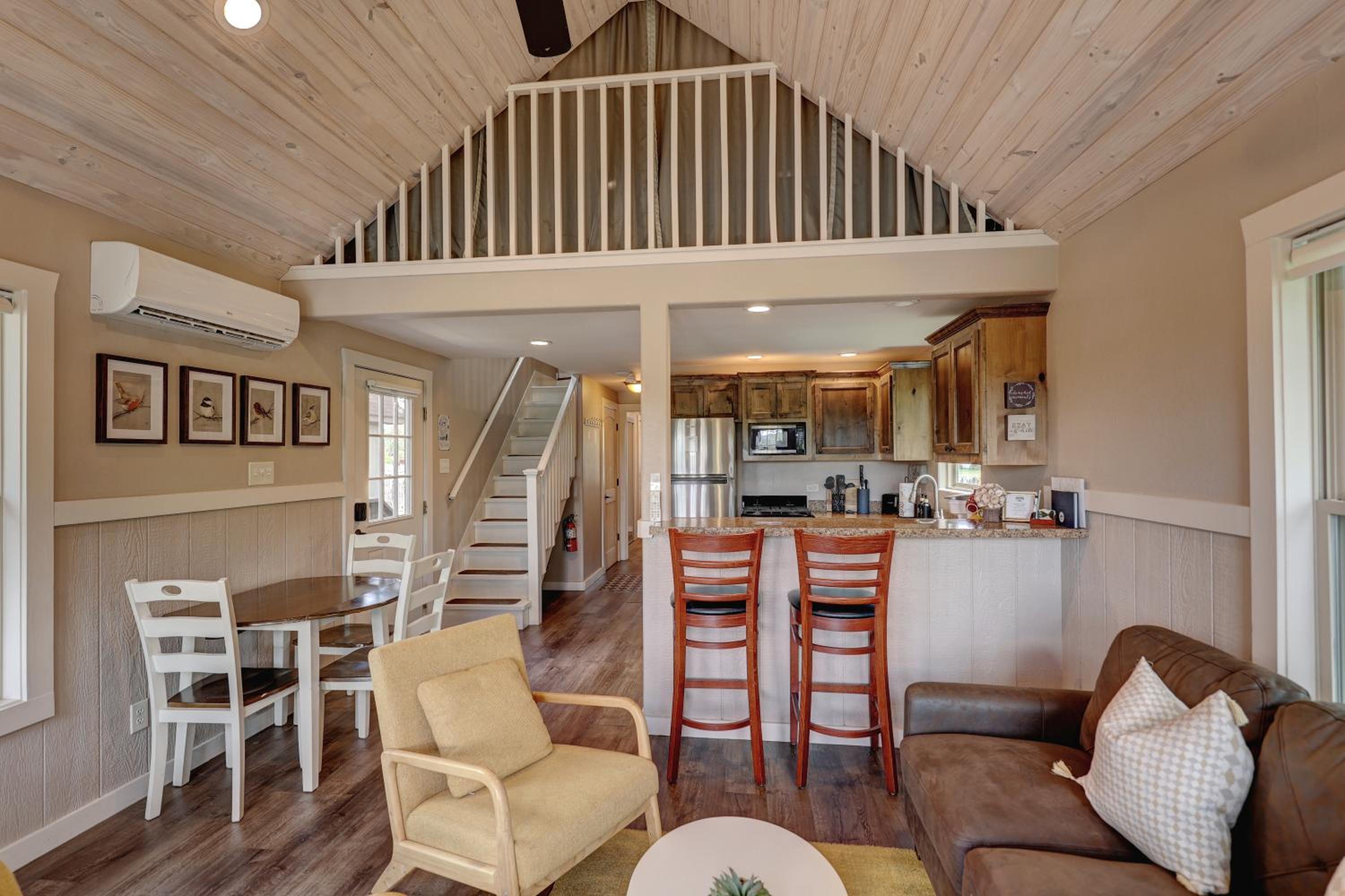 Two-Bedroom House photo 2