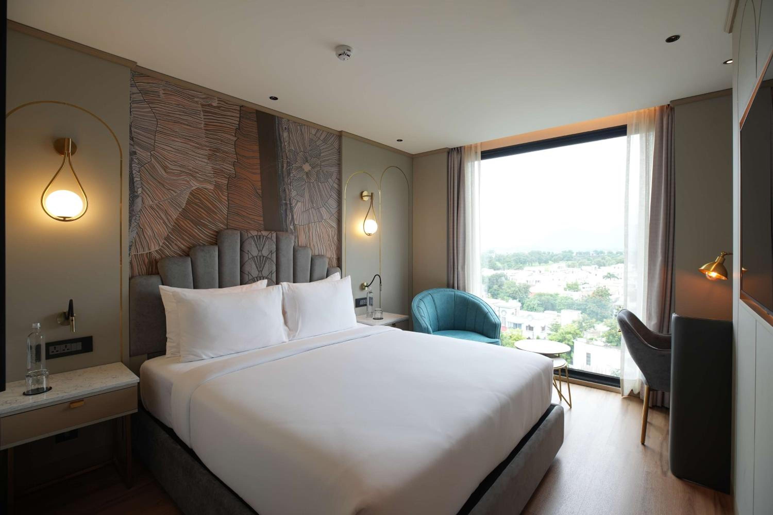 Junior Suite: Enjoy Complimentary bottle of wine per stay | Enjoy 20% discount on Spa | 15% on discount F&B & Laundry | Happy Hour 5–7 PM (Select Beverages, Buy 1 Get 1 – In-house Guests Only) Junior Suite: Enjoy Complimentary bottle of wine per stay | Enjoy 20% discount on Spa | 15% on discount F&B & Laundry | Happy Hour 5–7 PM (Select Beverages, Buy 1 Get 1 – In-house Guests Only)