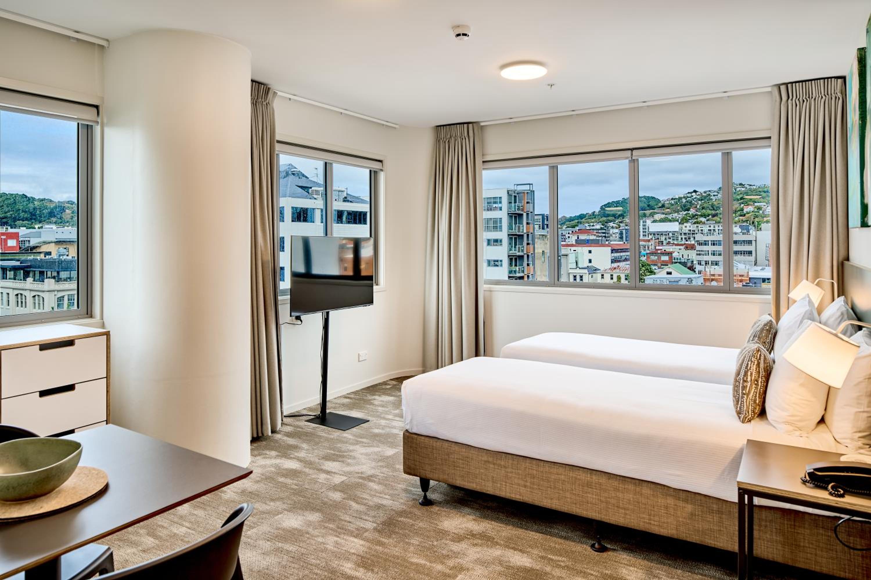 Deluxe King Studio Apartment