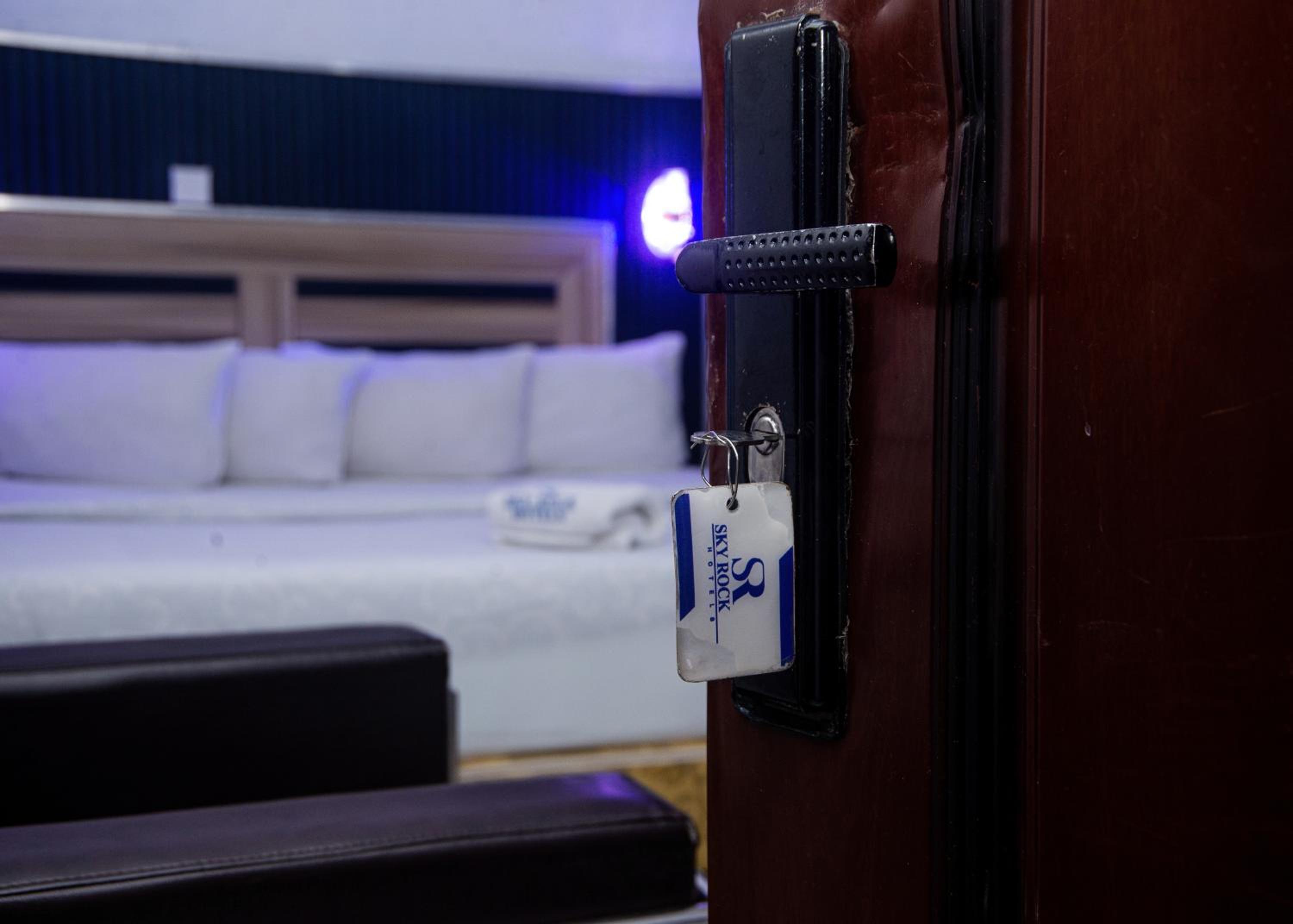 Superior King Room photo 3