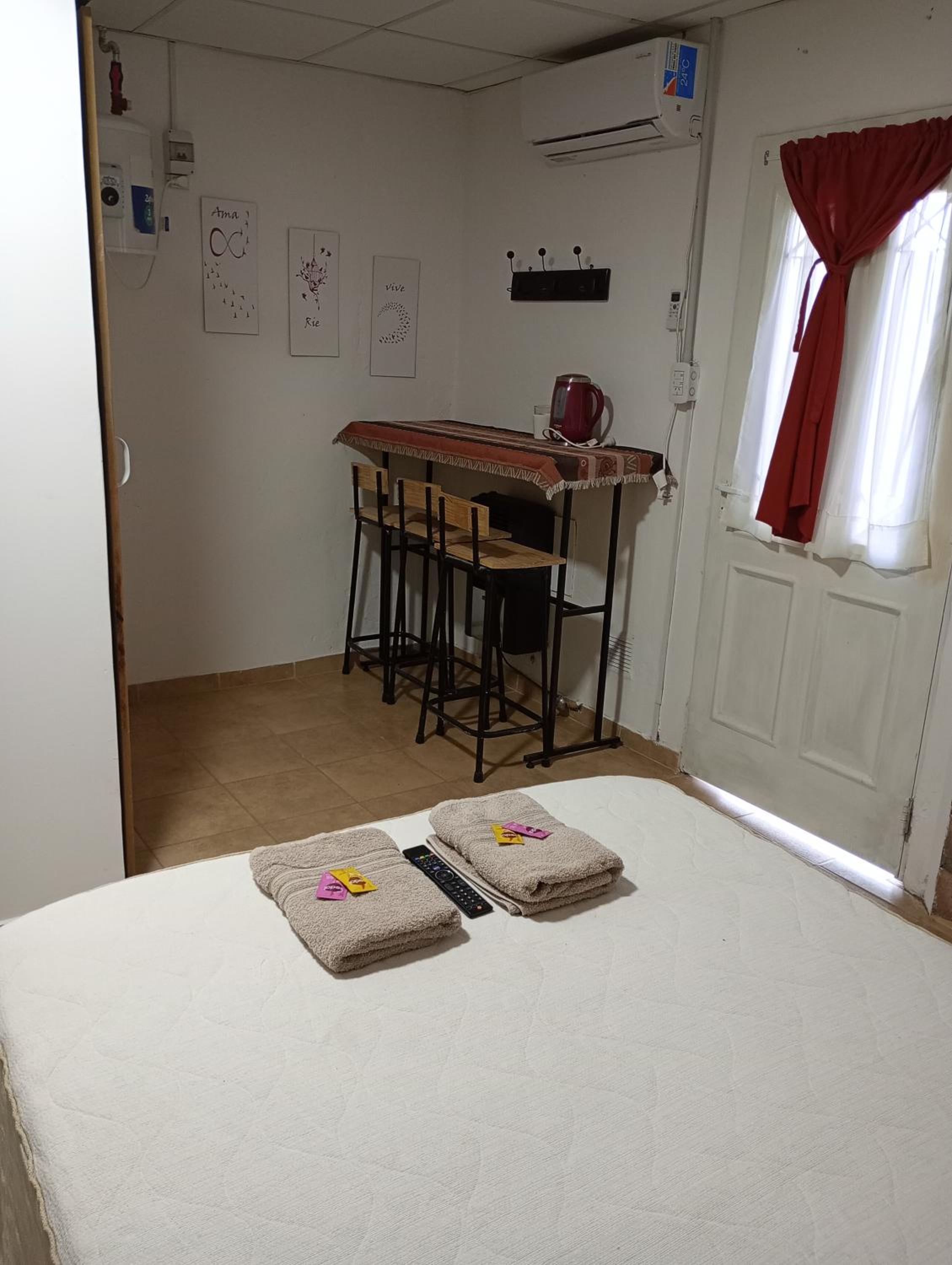 Family Room With Private Bathroom photo 1