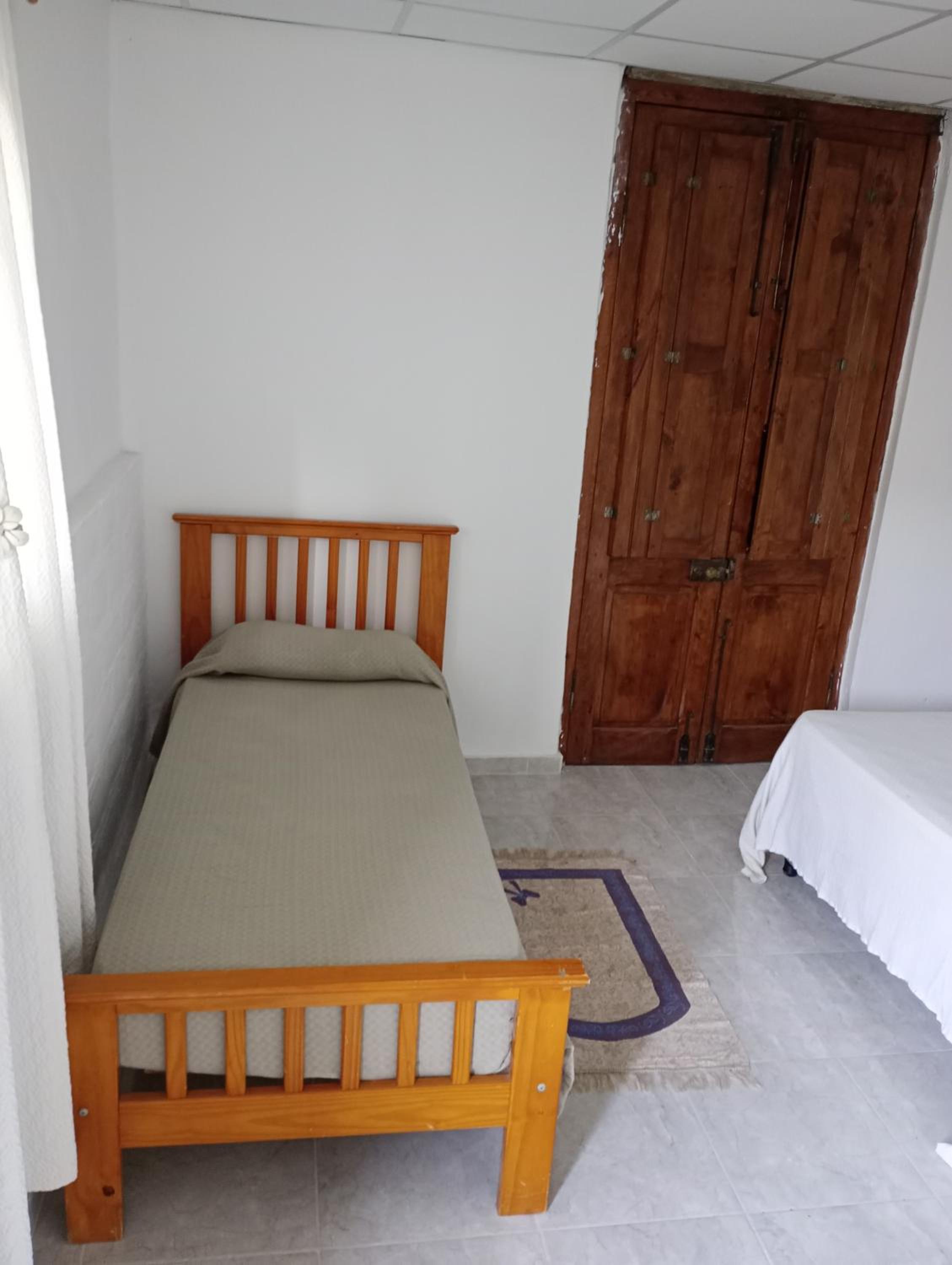 Family Room With Private Bathroom photo 3