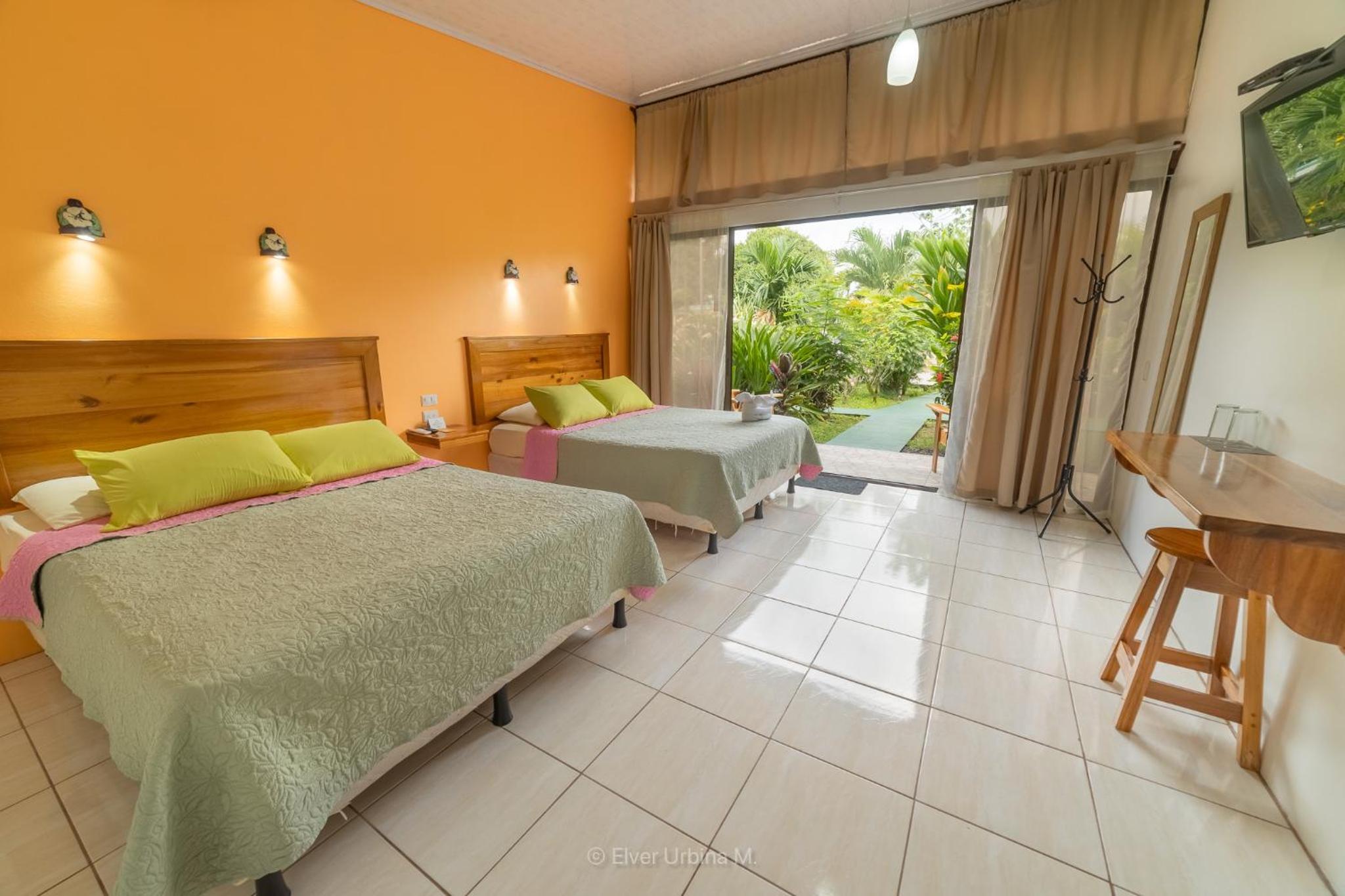 Deluxe Queen Room with Two Queen Beds photo 2