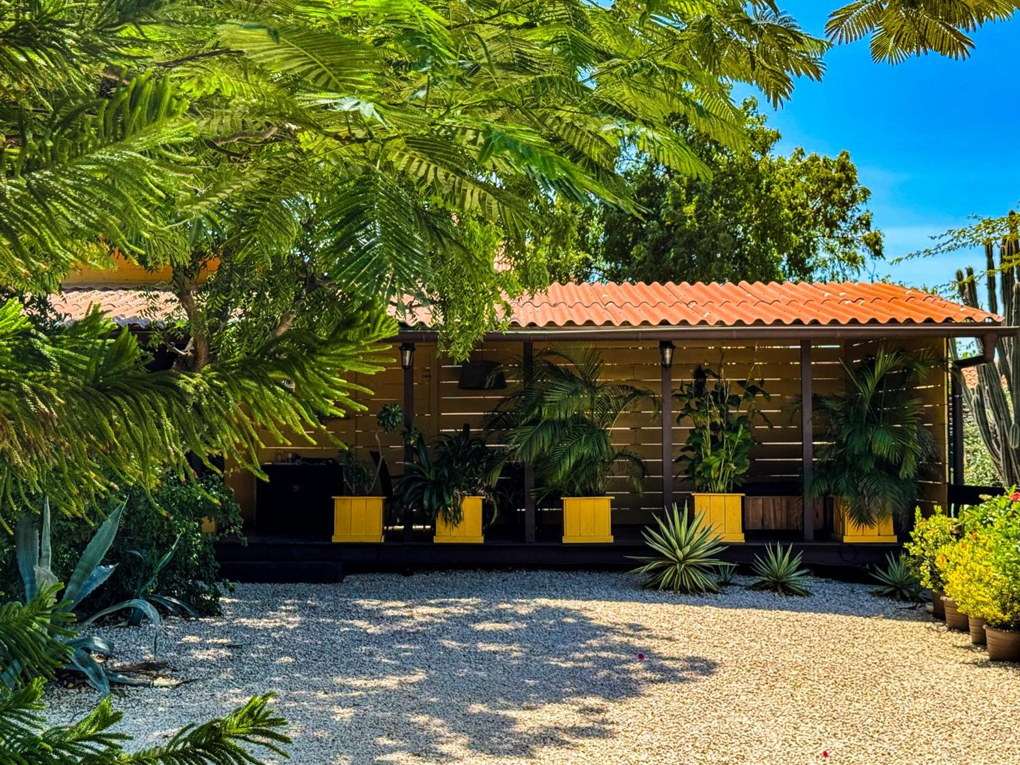 Bungalow with Garden View