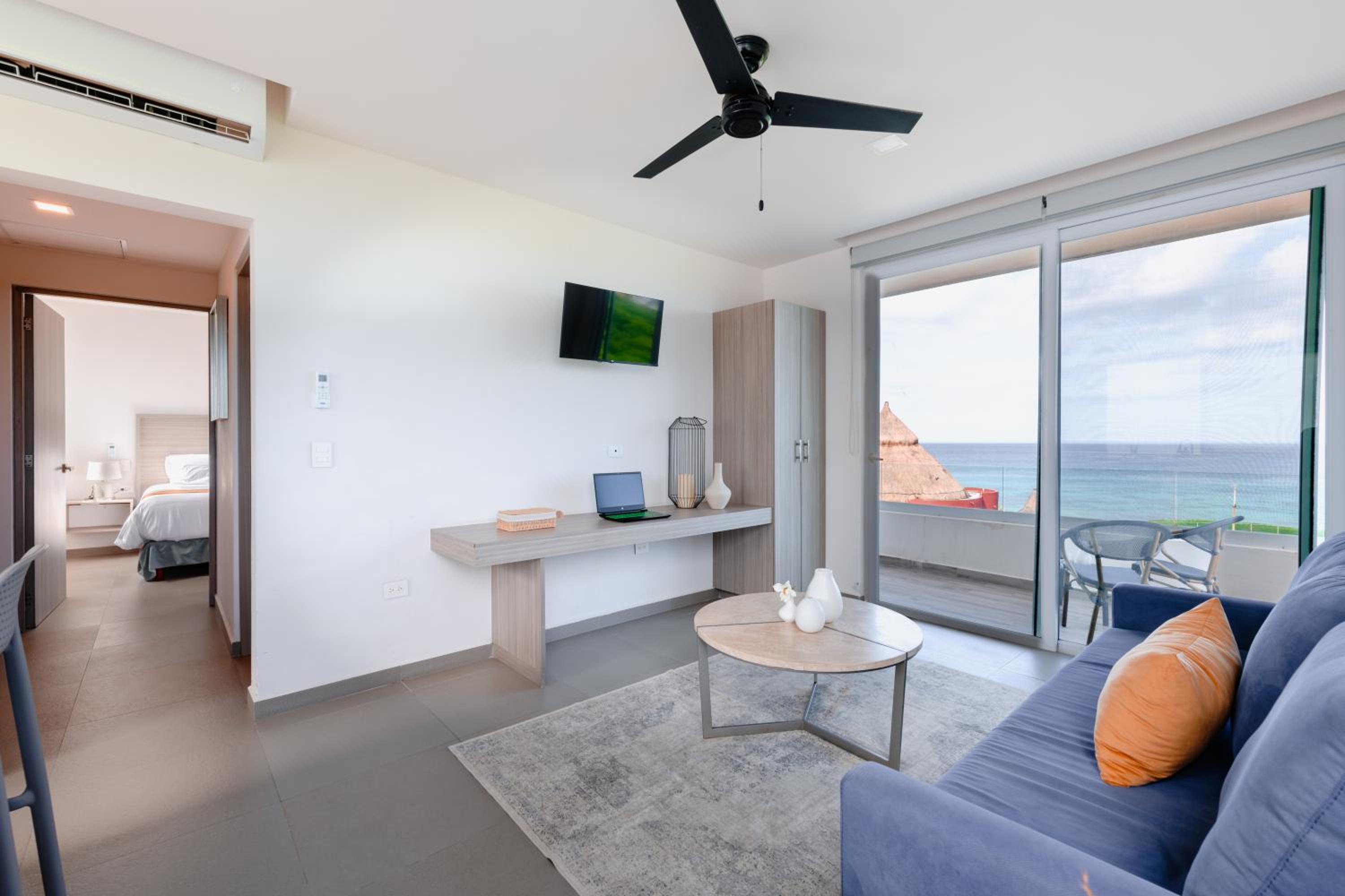 Studio With Sea View - Photo 16