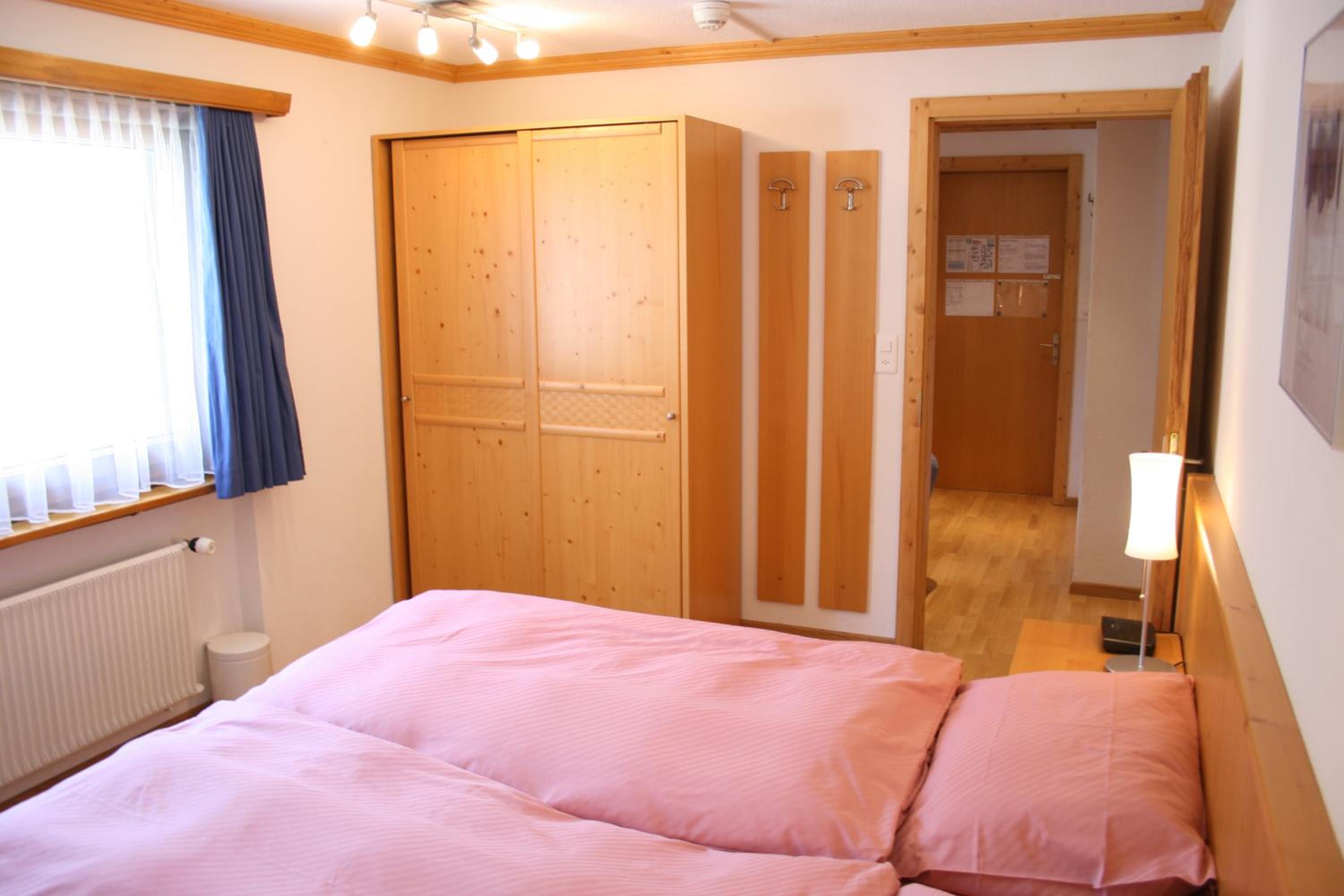 Double or Twin Room - Photo 5