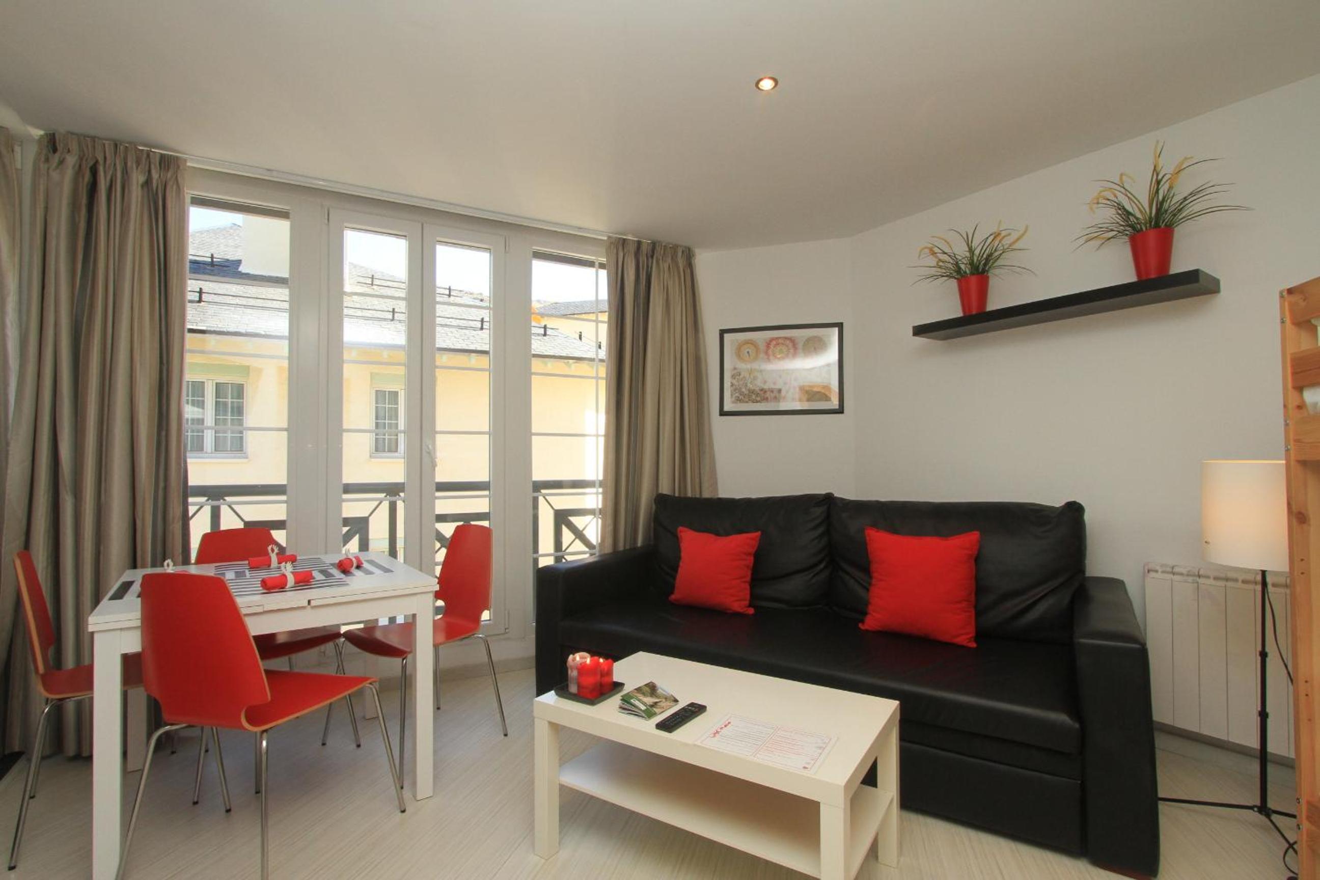Apartamento de una habitación con litera