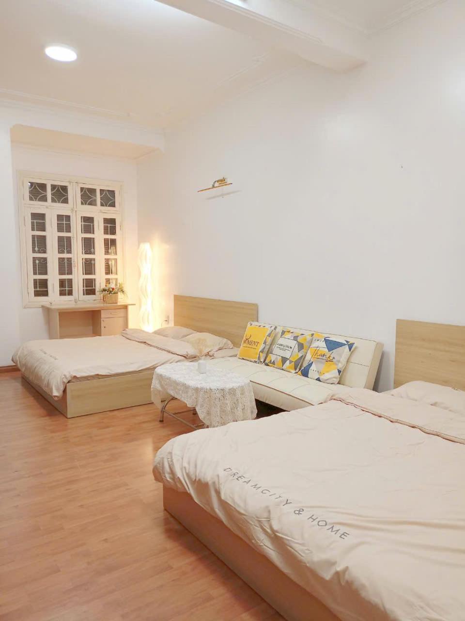 King Room with Two King Beds photo 1