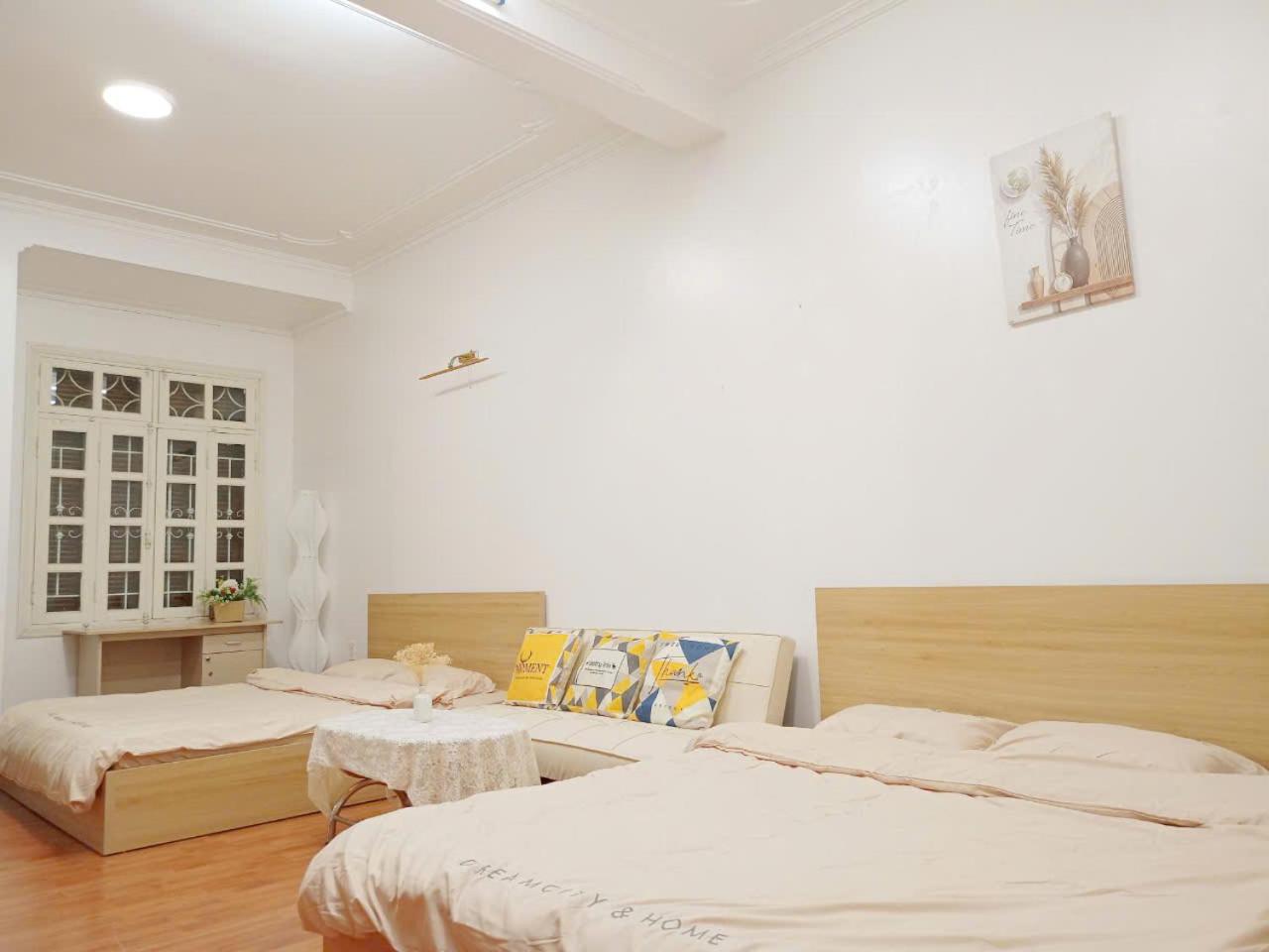 Double Room with Balcony (3 Adults) photo 1