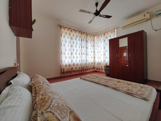 Double Room With Private Bathroom photo 3