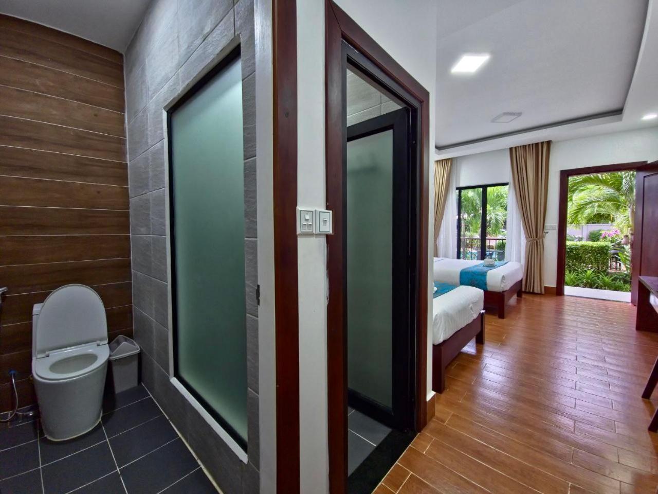 Twin Room with Balcony photo 1